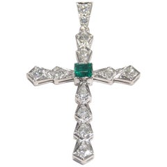 18 Karat Vintage Diamond Emerald Cross Pendant White