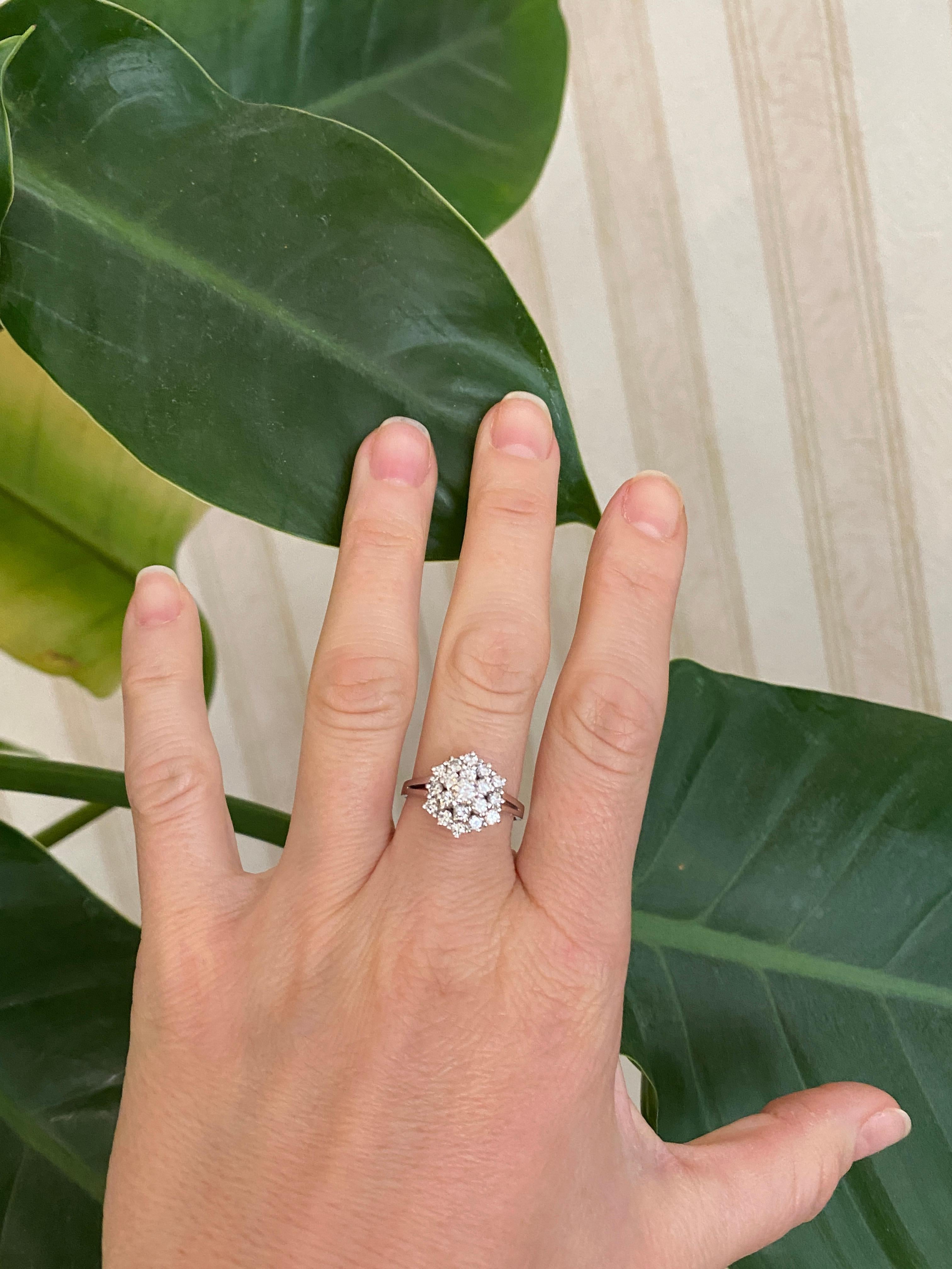 18 Karat Vintage Weißgold Cocktail-Ring aus Weißgold mit Diamanten 6