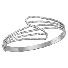 18 Karat Wave White Gold Bracelet/Bangle with Vs-Gh Diamonds