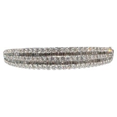 18 Karat WCJ Diamond Baguette Bangle Bracelet 3.81 Carats VS, F – G