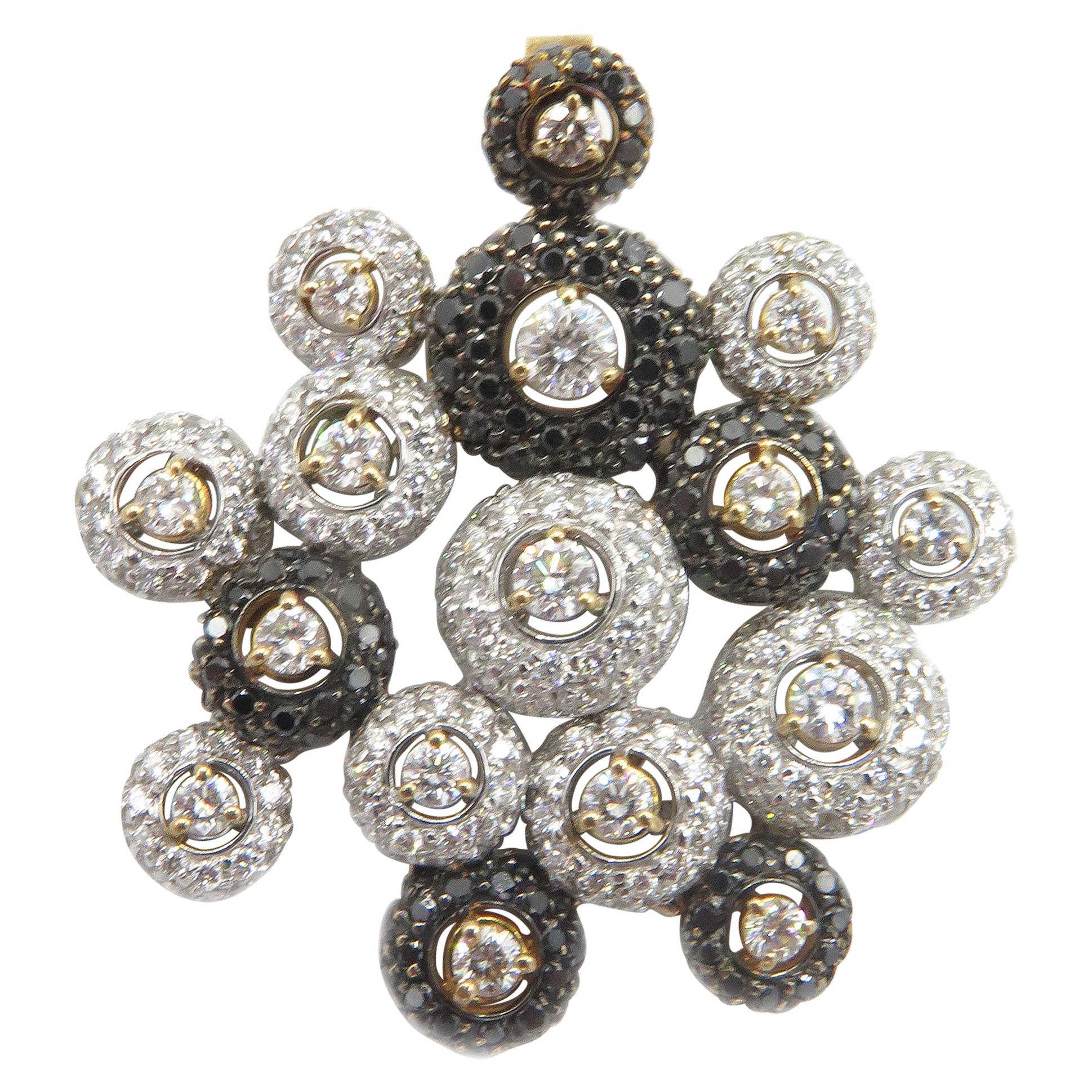 18 Karat White and Rose Gold Black & White Diamond Exquisite Round Latis Pendant