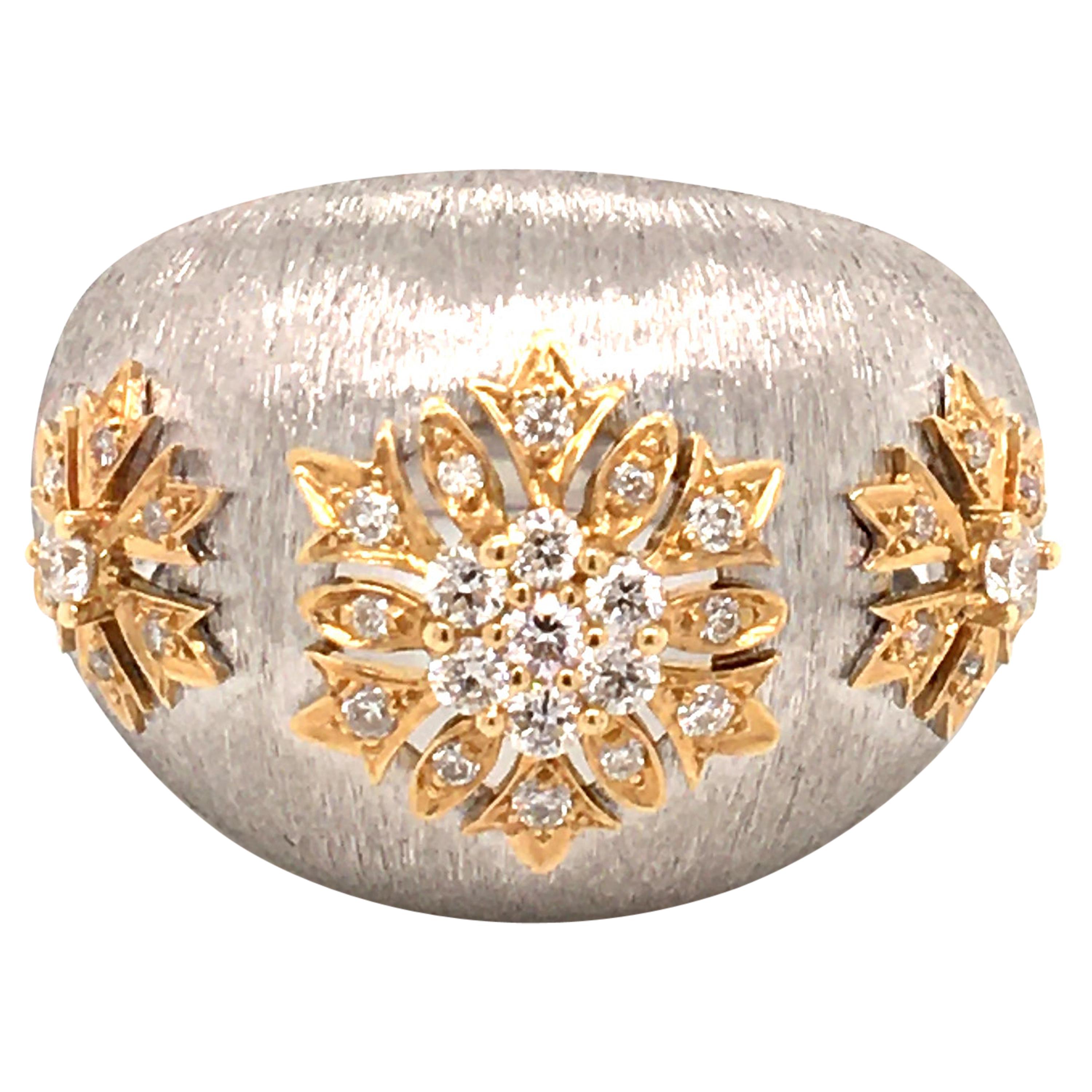 18 Karat White and Yellow Frosted Style Ring Made in Italy For Sale