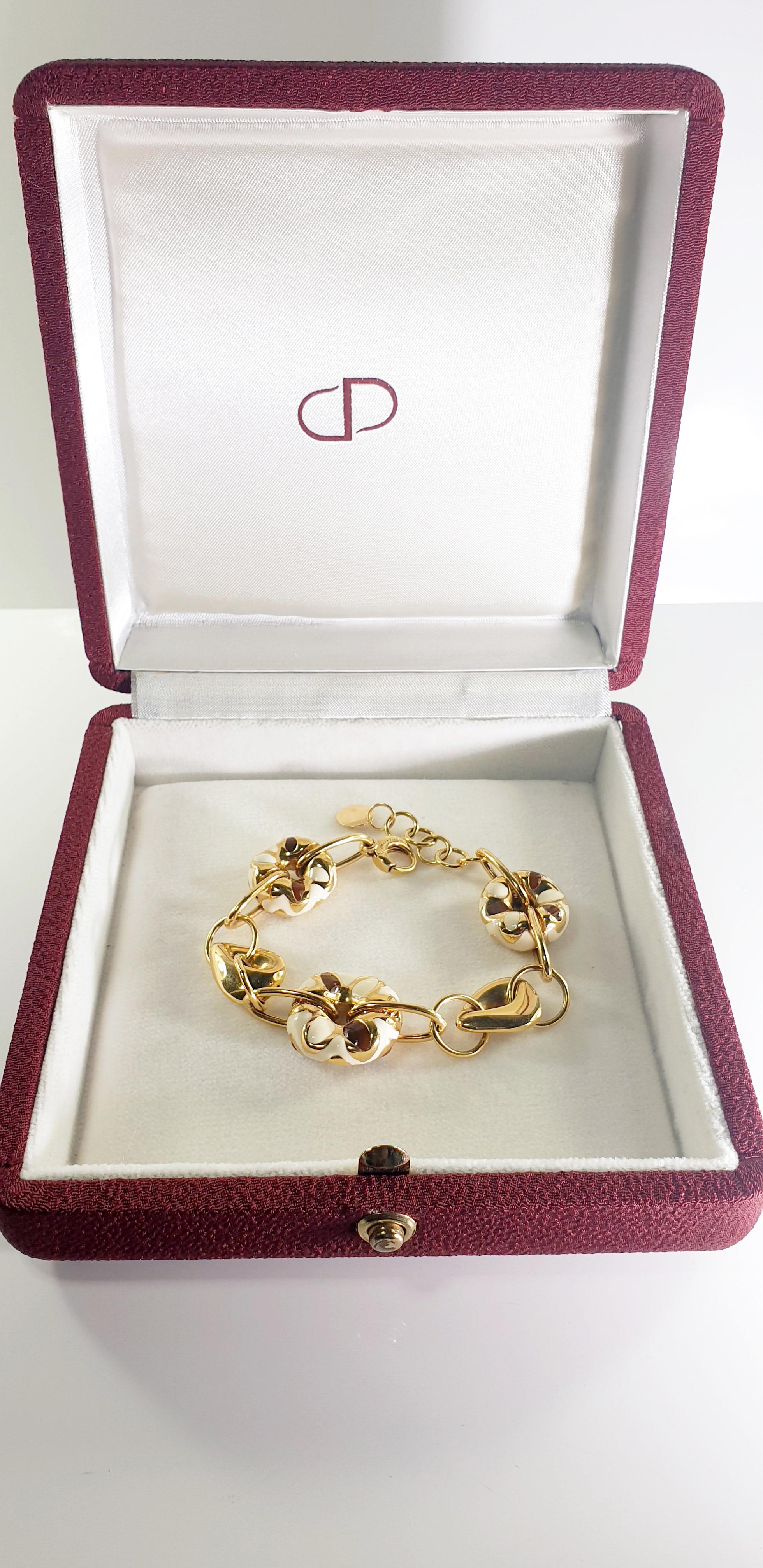 18 Karat White and Yellow Gold Bracelet For Sale 1