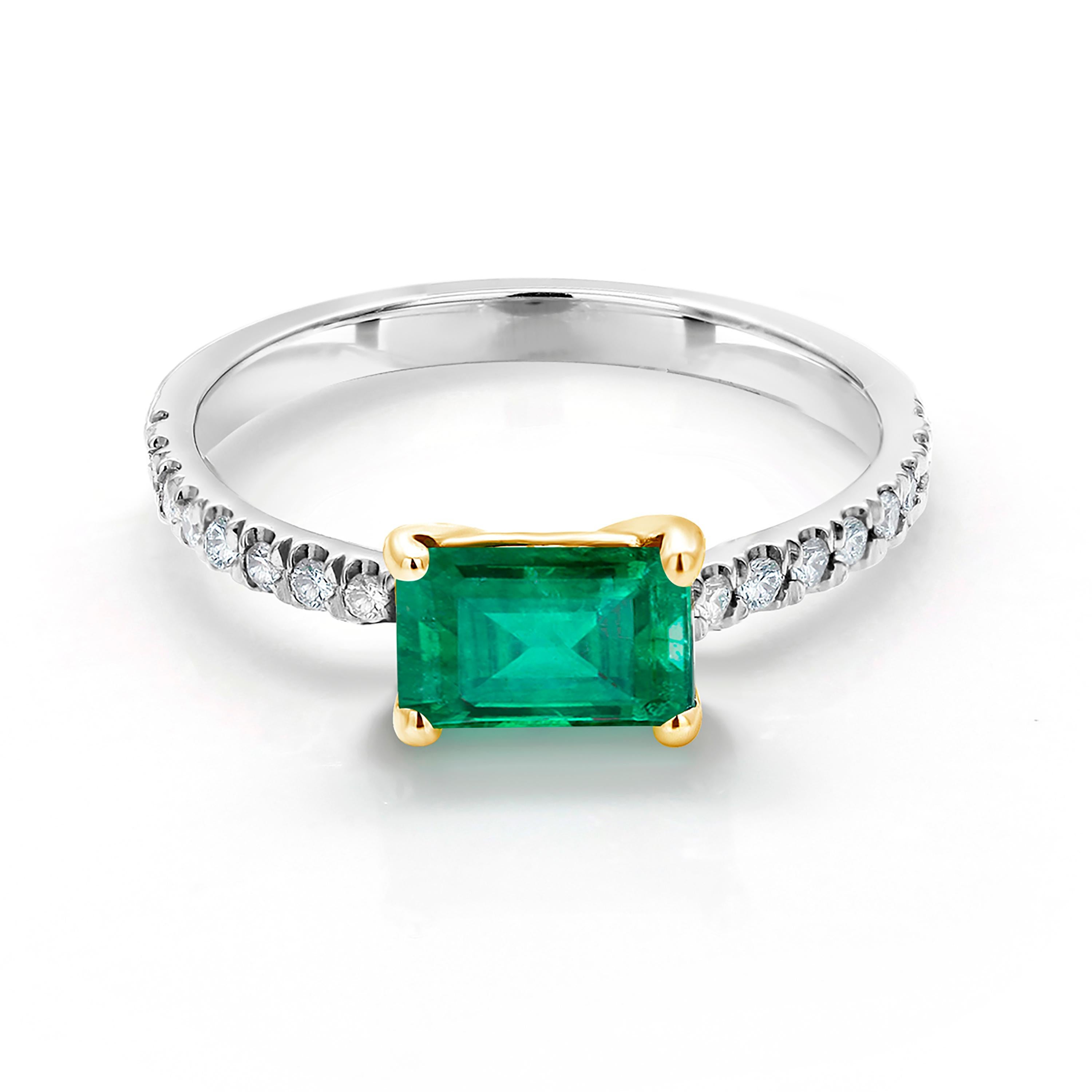 Eighteen Karat Gold Columbia Emerald Diamond Cocktail Ring  In New Condition In New York, NY