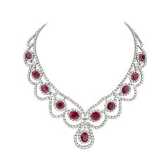 Collier en or blanc et jaune 18 carats avec diamants et rubis