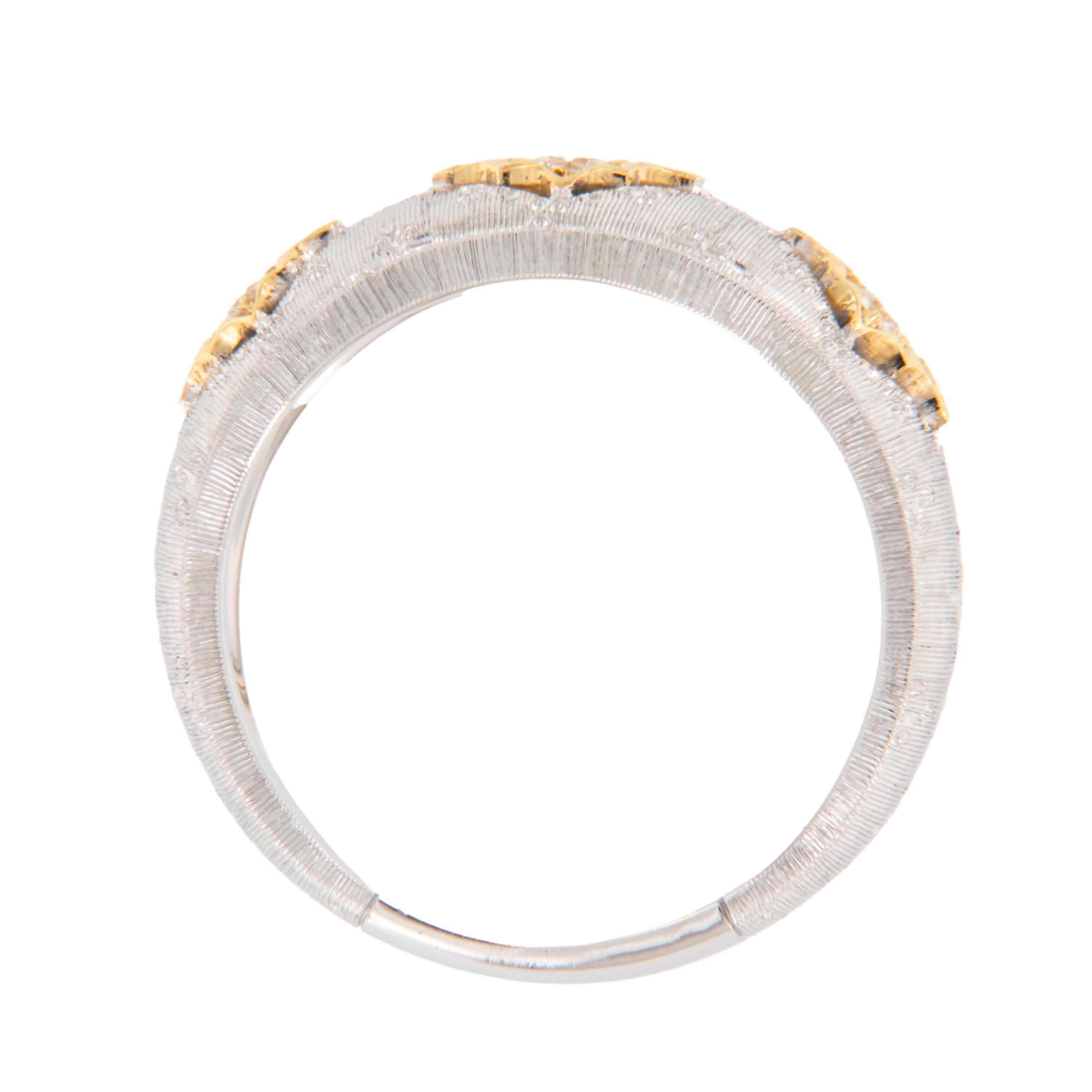 Round Cut 18 Karat White and Yellow Gold Diamond Band Ring Made in Italy For Sale