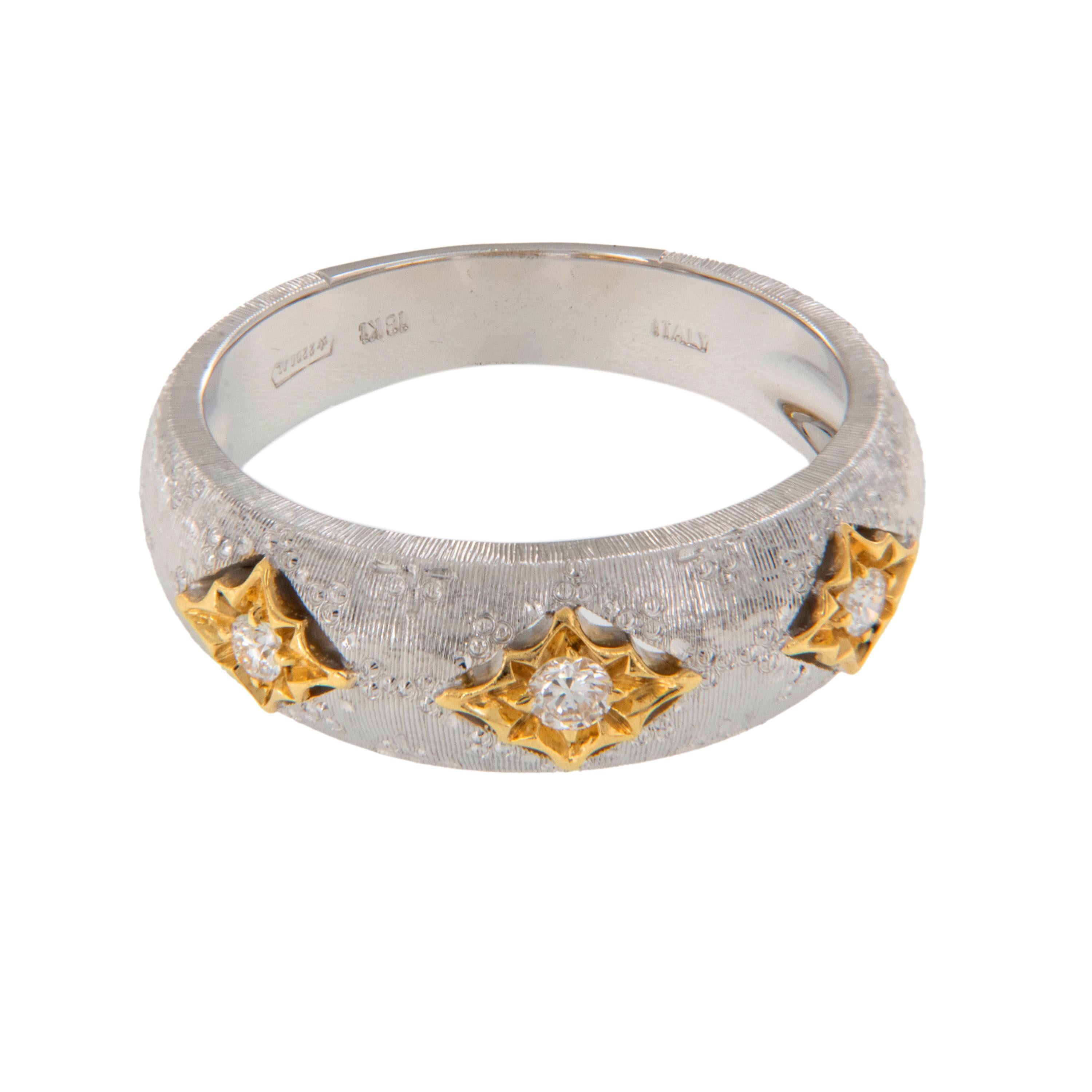 18 Karat White and Yellow Gold Diamond Band Ring Made in Italy In New Condition For Sale In Troy, MI