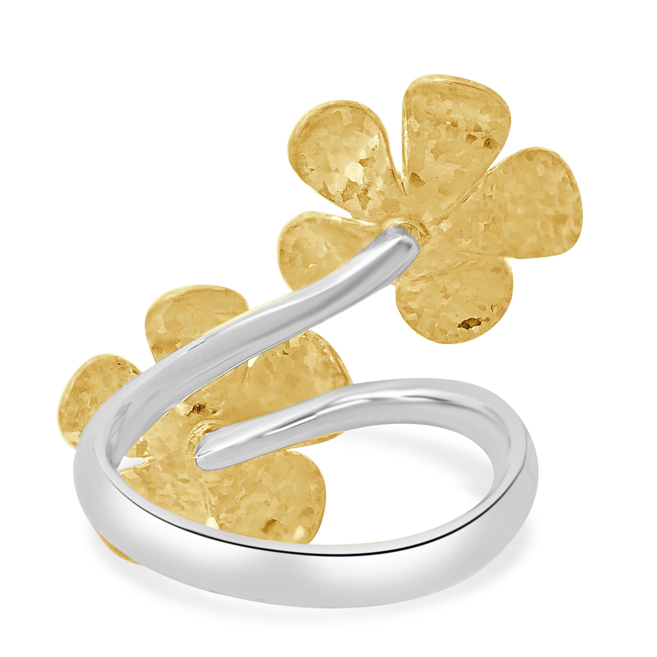 Bague double fleur en or blanc et jaune 18 carats Excellent état - En vente à Scottsdale, AZ