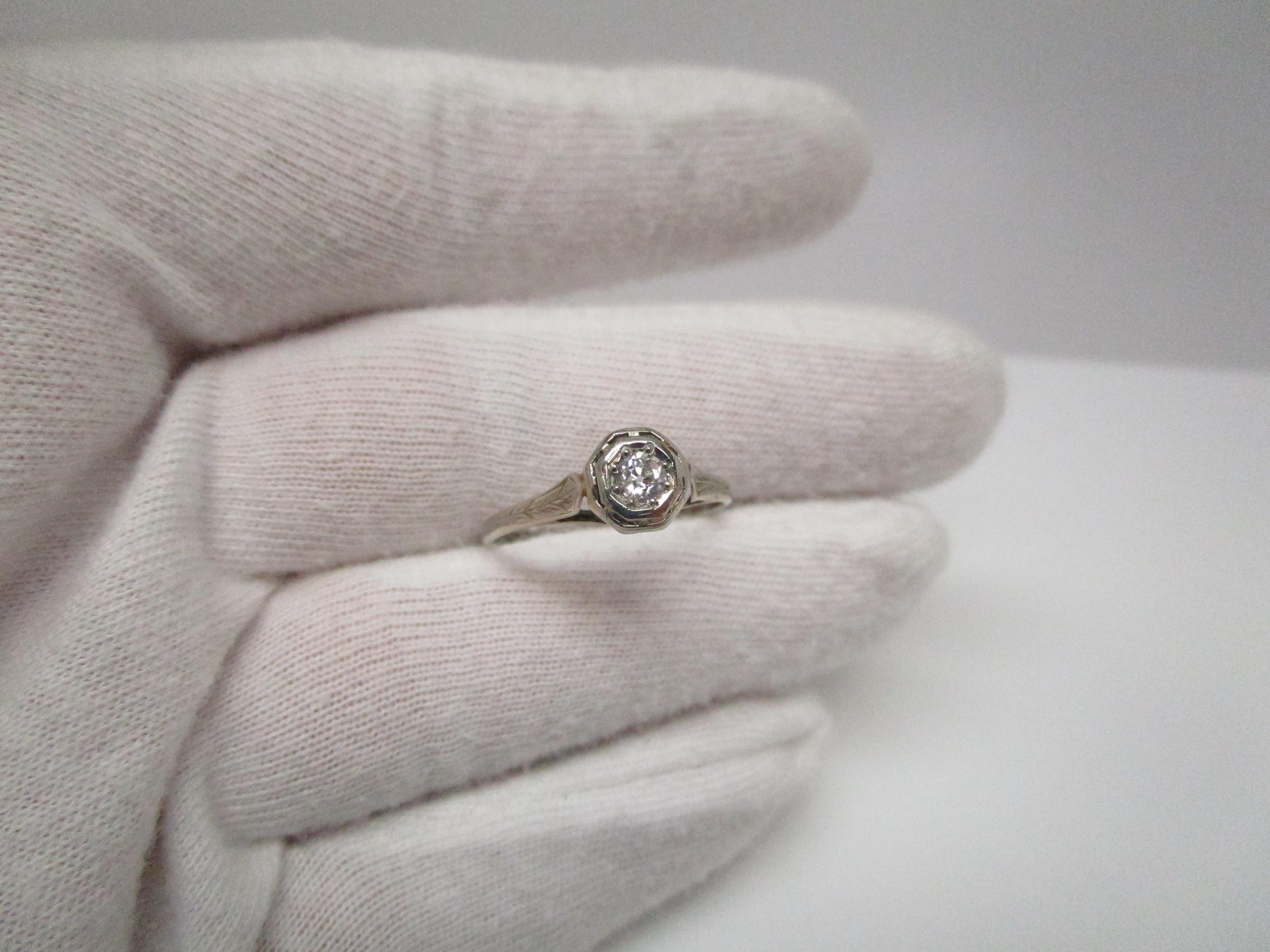 Old Mine Cut 18 Karat White Art Deco Gold Filigree Diamond Ring For Sale
