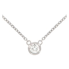 Collana solitario in oro bianco 18 carati con diamante da 0,05 carati