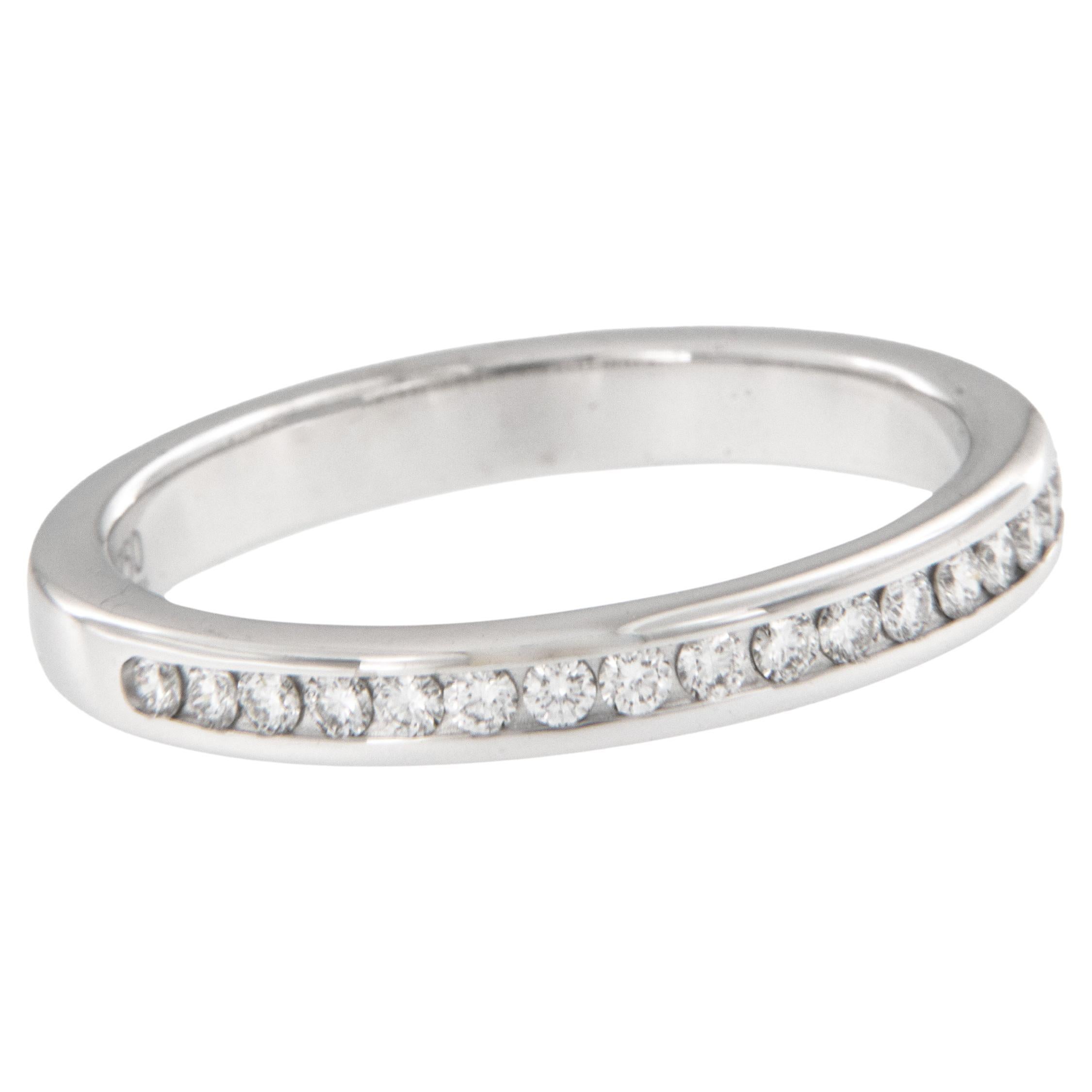 18 Karat White Gold 0.17 Cttw Channel Set VS, F-G Diamond Band Ring