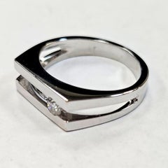 18 Karat White Gold 0.20 Carat Diamond Tension Set Unisex Ring