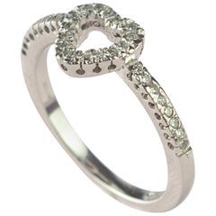 18 Karat White Gold 0.27 Carat Diamond Love Heart St Valentine Fashion Ring