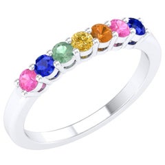 Anillo Infinito de Oro Blanco de 18 Quilates 0,5 Quilates con Múltiples Zafiros