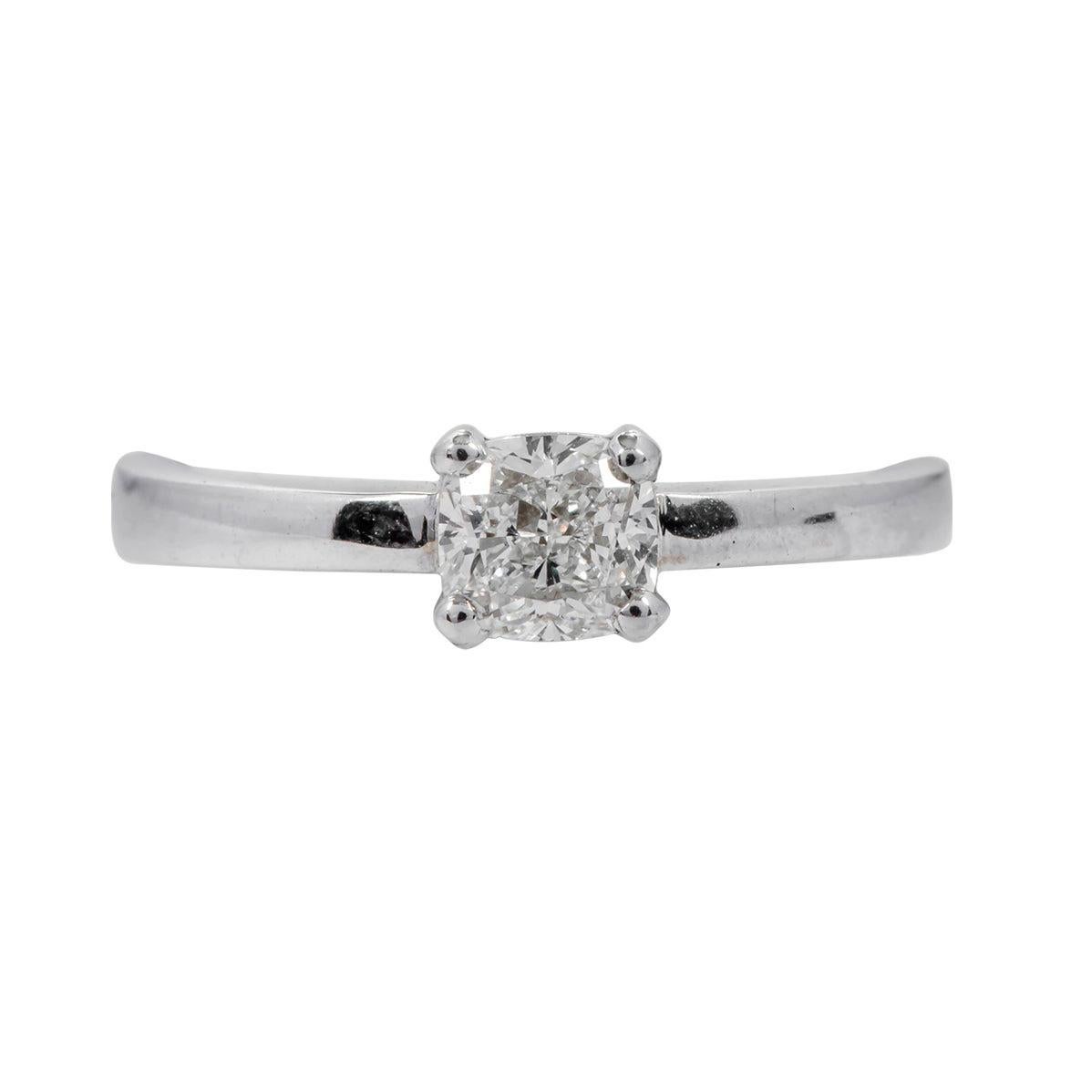 18 Karat White Gold 0.70 Carat Diamond Cushion-Cut Solitaire Engagement Ring For Sale