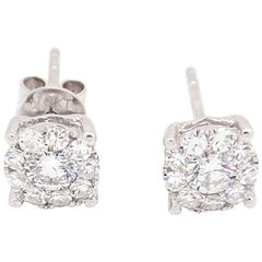 18 Karat White Gold 0.75 Carat Flower Cluster Diamond Stud Earrings