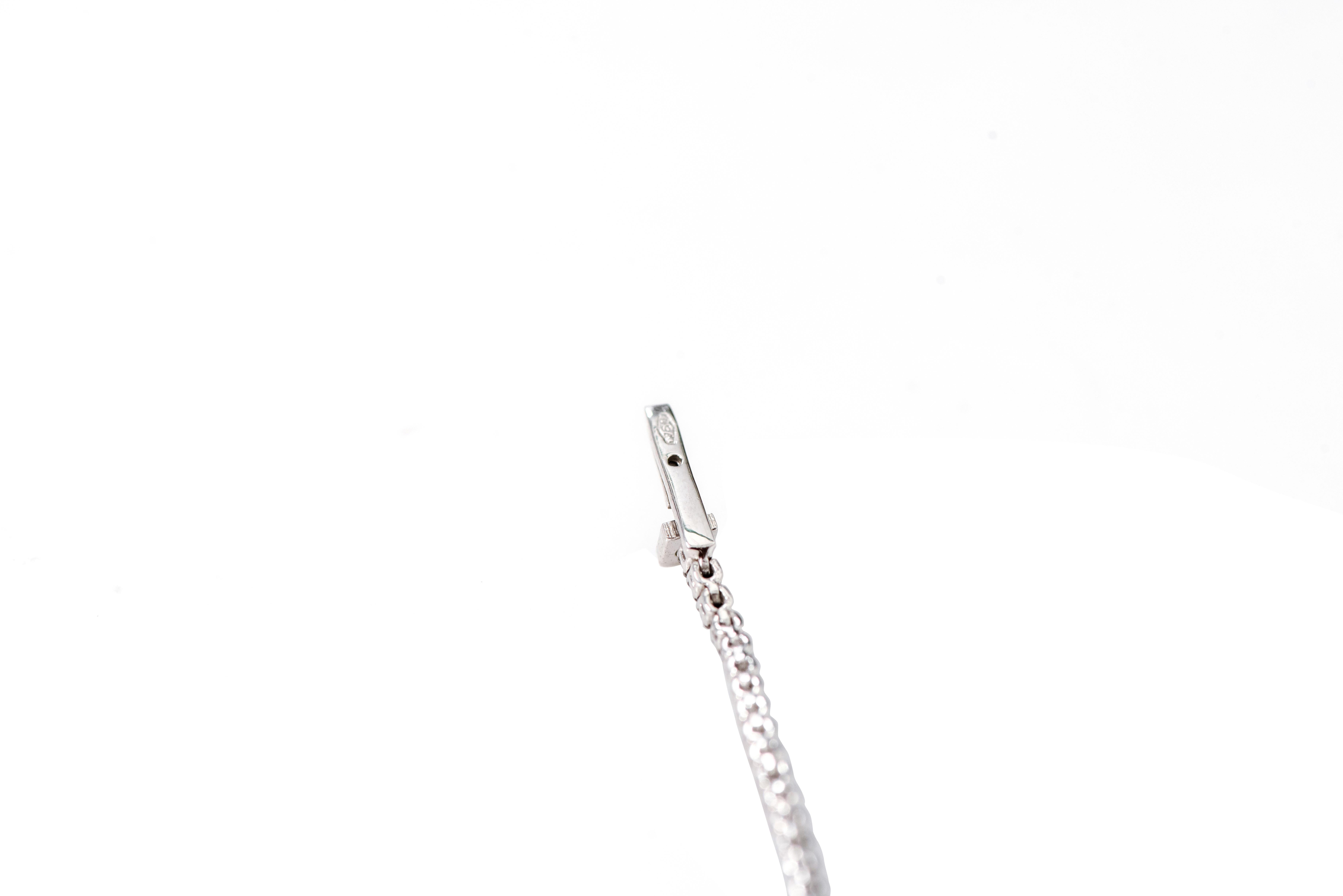 bracelet tennis en or blanc 18 carats avec diamants taille brillant de 0::82 carat en vente 3