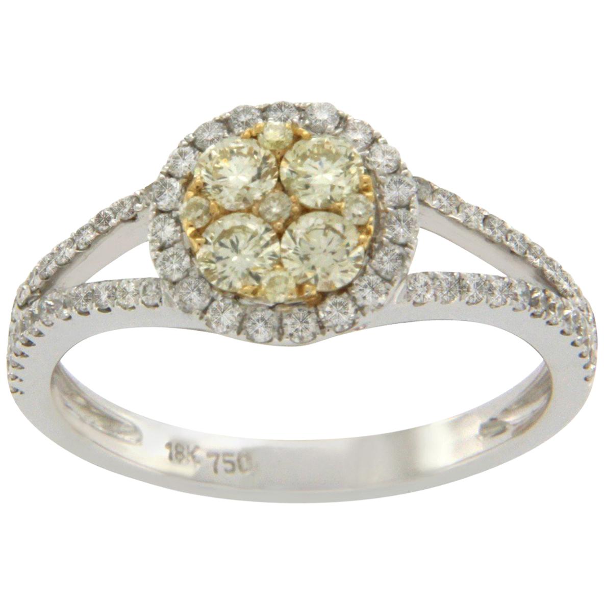 18 Karat White Gold 0.82 Carat Yellow and White Diamonds Engagement Ring For Sale