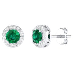 18 Karat White Gold 0.96 Carat Emerald Solitaire Stud Earrings