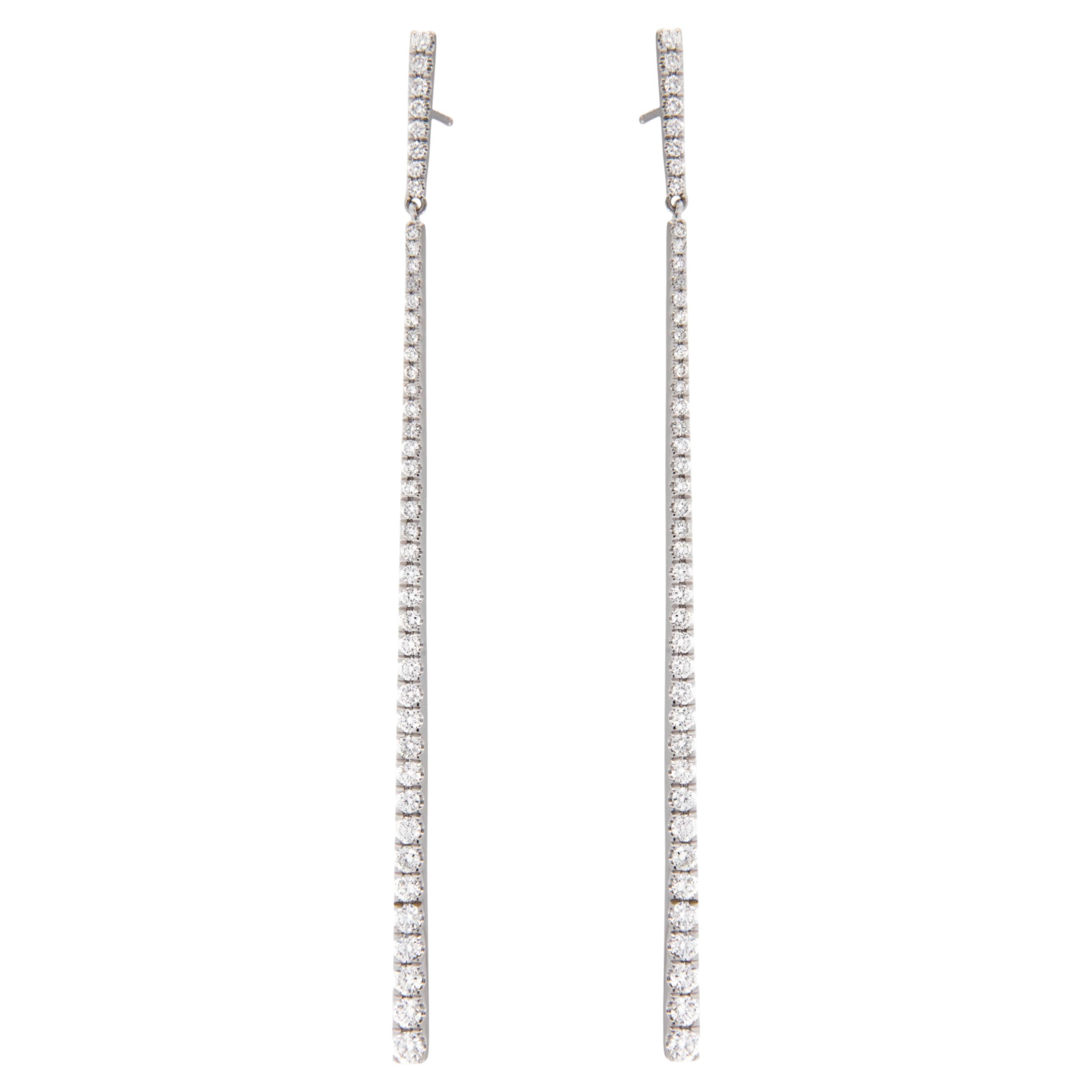18 Karat White Gold 0.97 Cttw. Diamond Long Dangle Earrings  For Sale