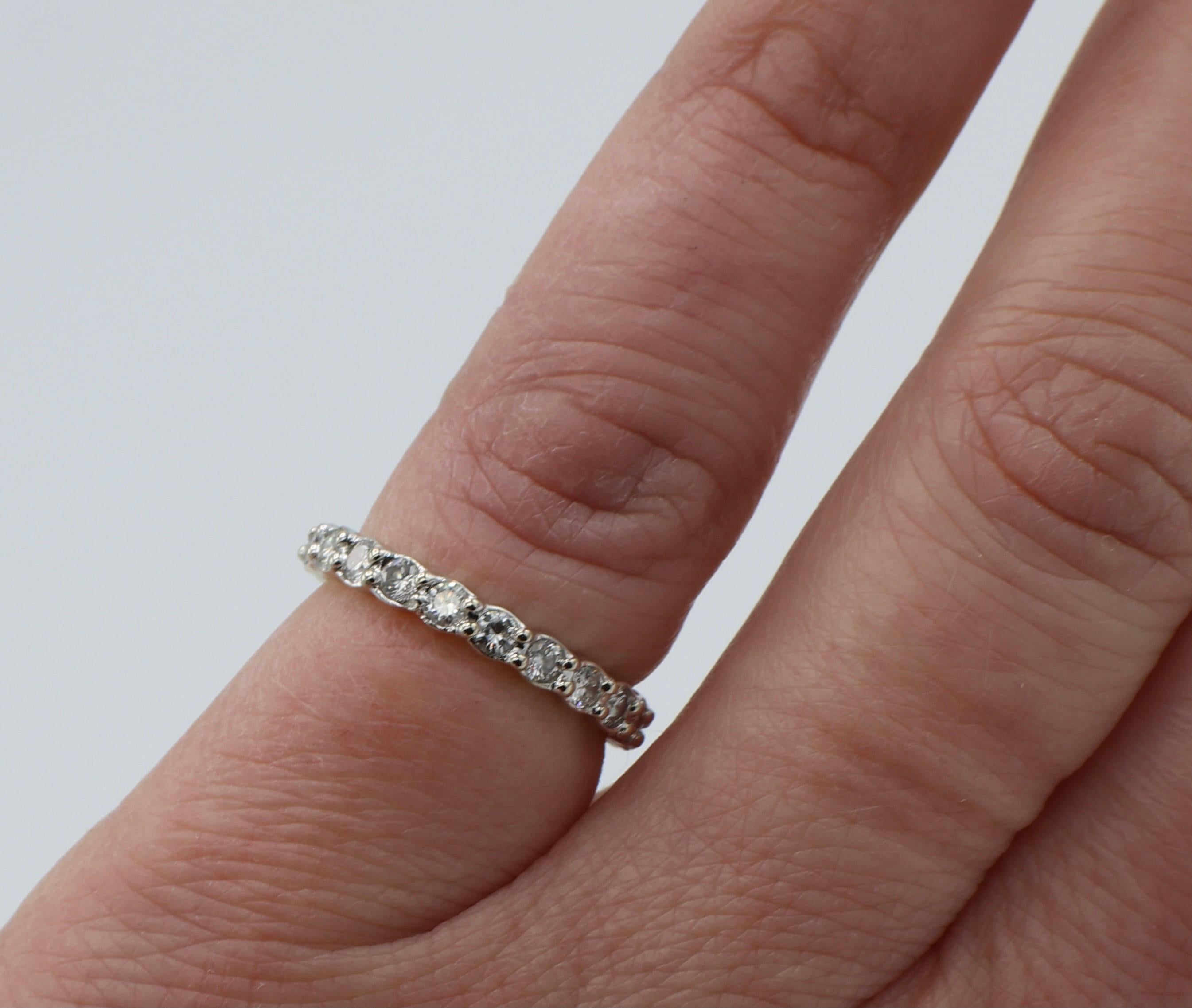 Eternity-Ring aus 18 Karat Weißgold mit 1 Karat natürlichem Diamant Damen