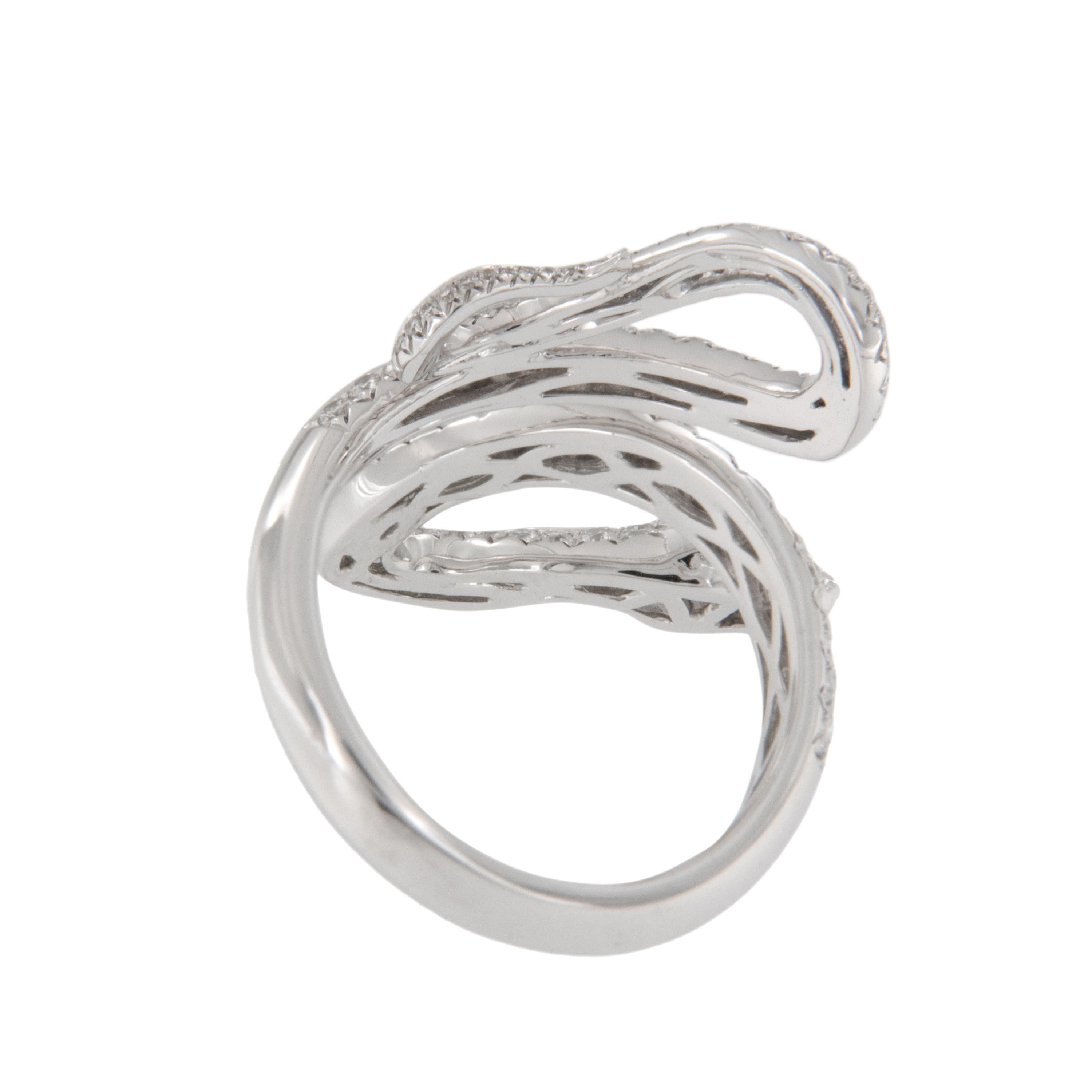 18 Karat White Gold 1.00 Carat Total Weight Diamond Serpent Ring In New Condition For Sale In Troy, MI