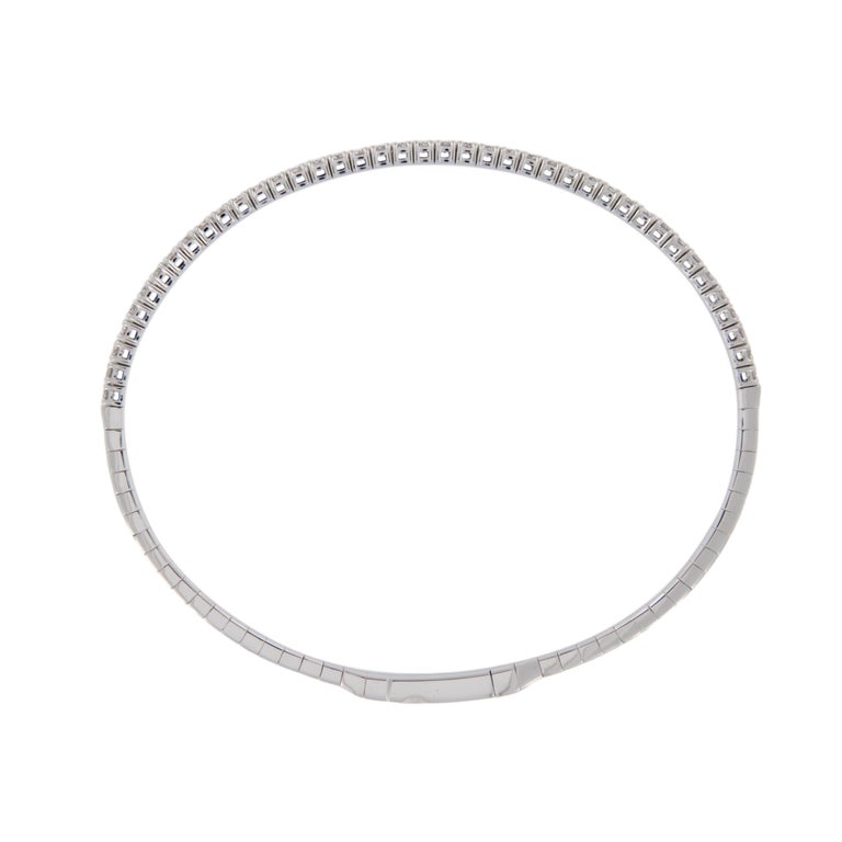 18 Karat White Gold 1.00 Cttw Diamond Flexible Bangle Bracelet For Sale