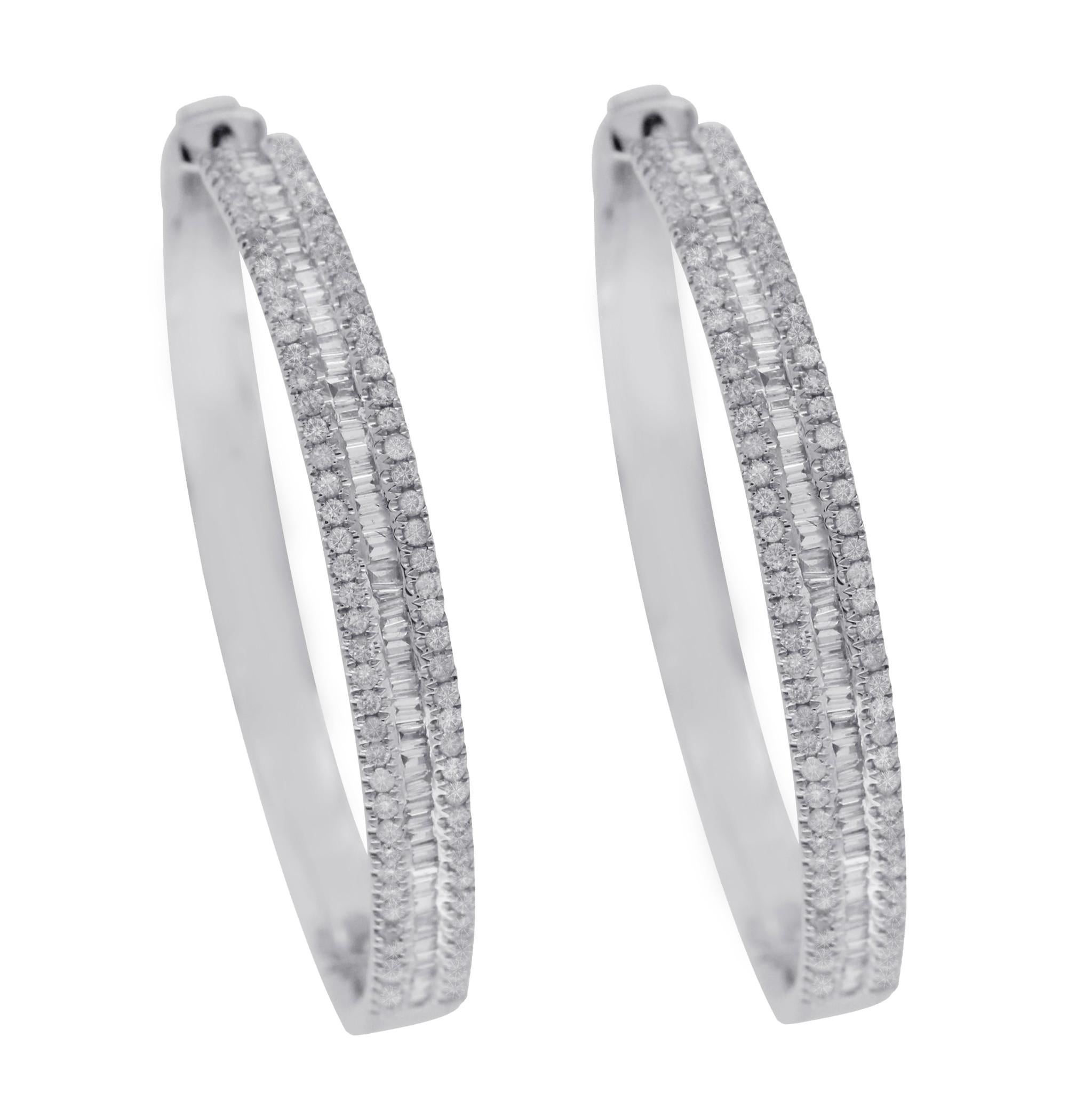 18 Karat White Gold 1.07 Carat Baguette and Round Diamonds Hoop Earrings For Sale