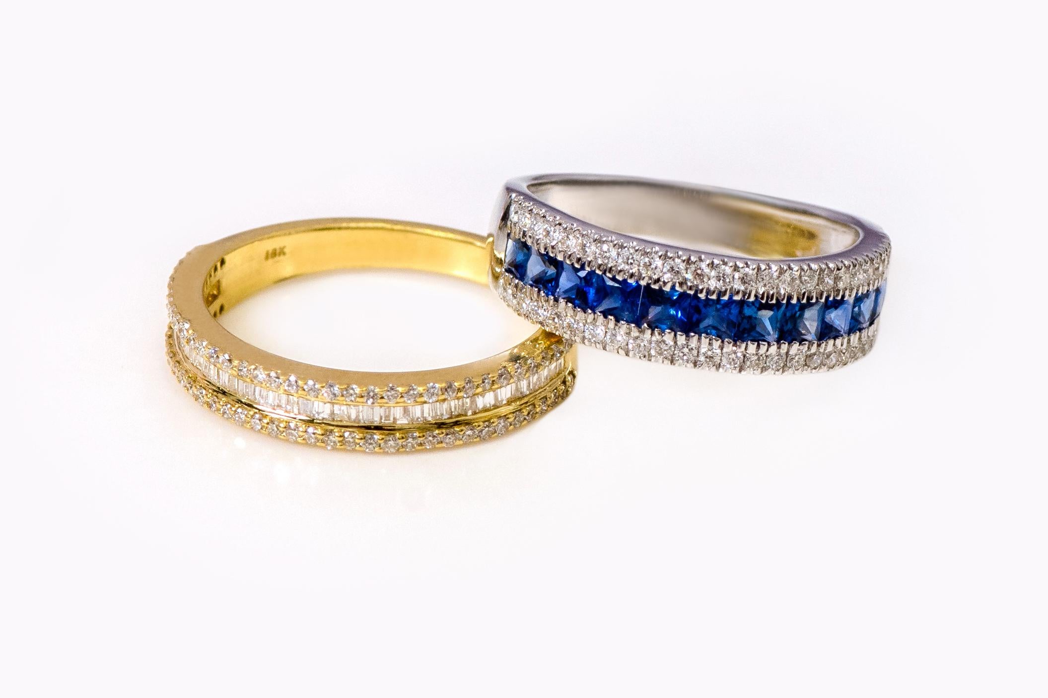 18 Karat White Gold 1.07 Carat Blue Sapphire and Diamond Eternity Half-Band Ring For Sale 2