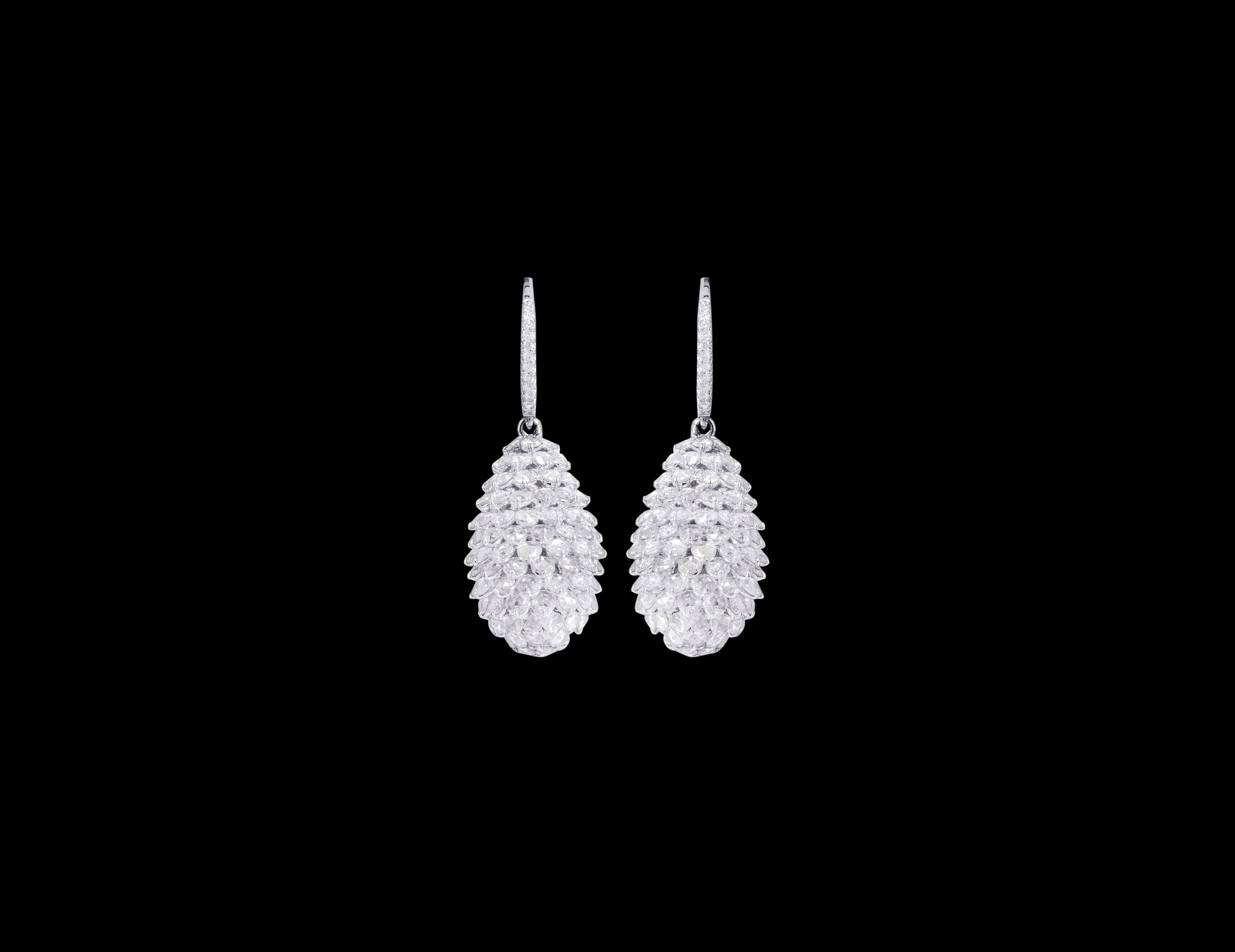 18 Karat White Gold 10.72 Carat Diamond RoseCut Pineapple Drop Cocktail Earrings In New Condition For Sale In Jaipur, IN