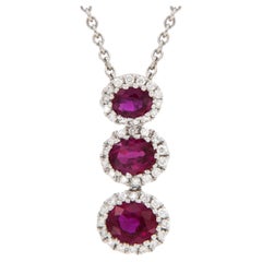 Collier en or blanc 18 carats avec rubis de 1,08 carat et diamants par Spark Creations