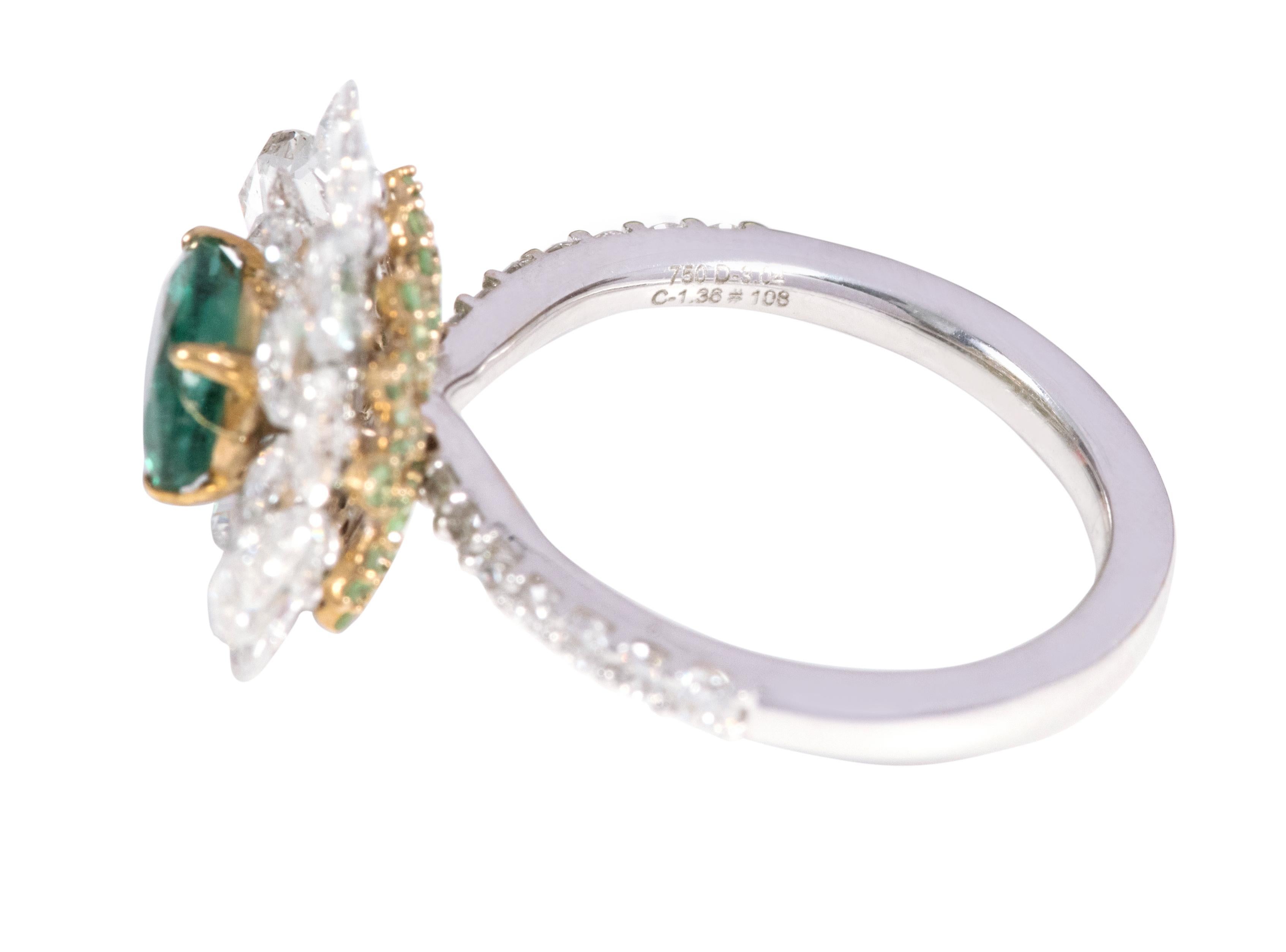 18 Karat White Gold 1.10 Carat Natural Emerald and Diamond Rose-Cut Cluster Ring For Sale 2