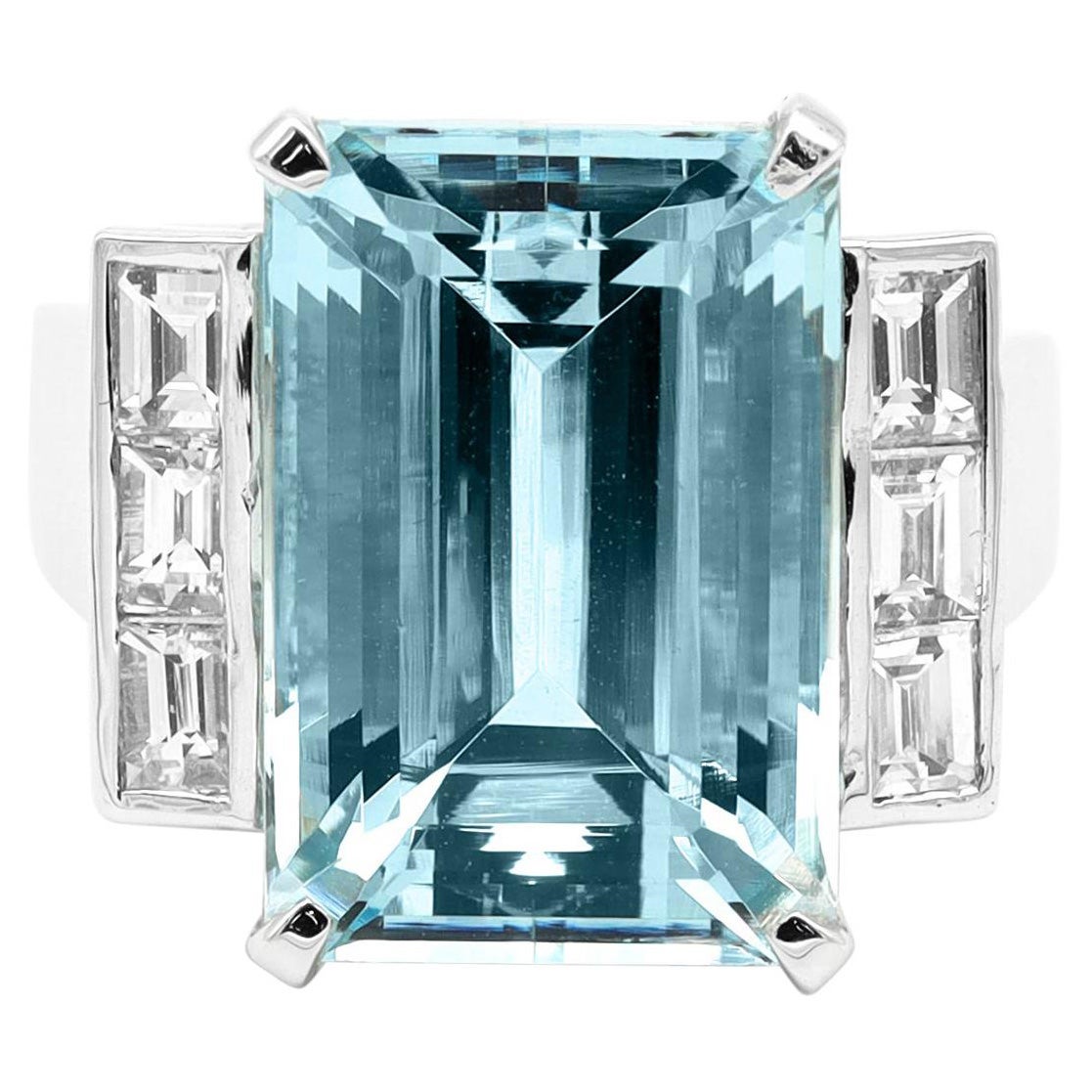 18 Karat Weißgold 11,01 Karat Aquamarin Smaragd-Schliff Statement Cocktail Ring