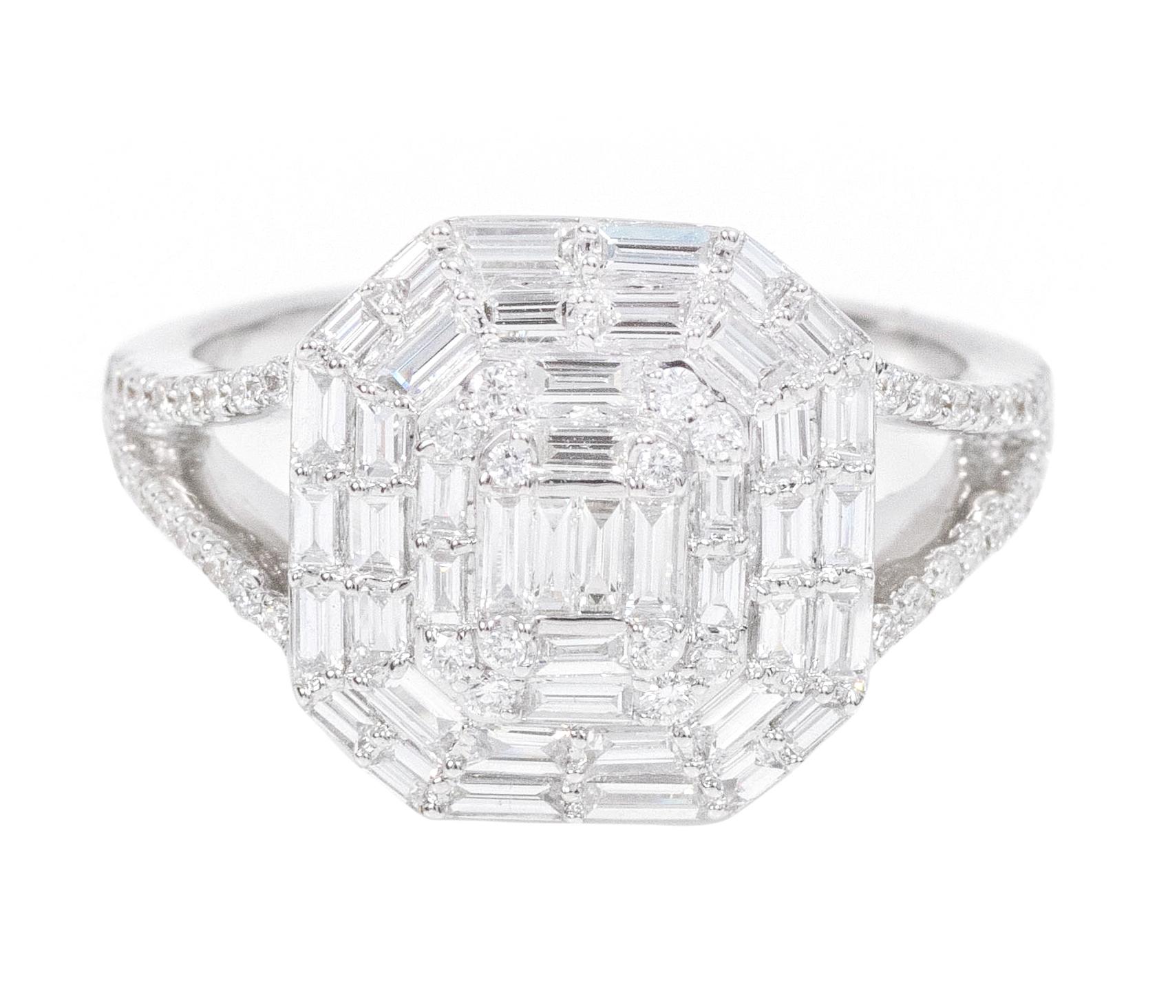 18 Karat White Gold 1.12 Carat Diamond Contemporary-Style Ring In New Condition For Sale In Jaipur, IN