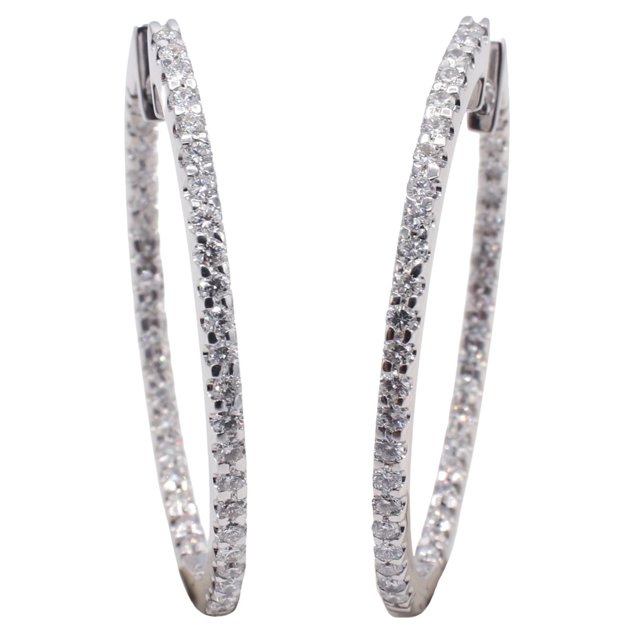 18 Karat White Gold 1.13 Carat Natural Diamond Inside Outside Oval Hoop Earrings