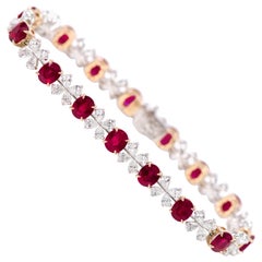 18 Karat White Gold 11.41 Carat Solitaire Ruby and Diamond Modern Bracelet