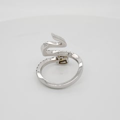 18 Karat White Gold 1.20 Carat Fancy-cut Natural Exotic Diamond Ring (Size 6.5)