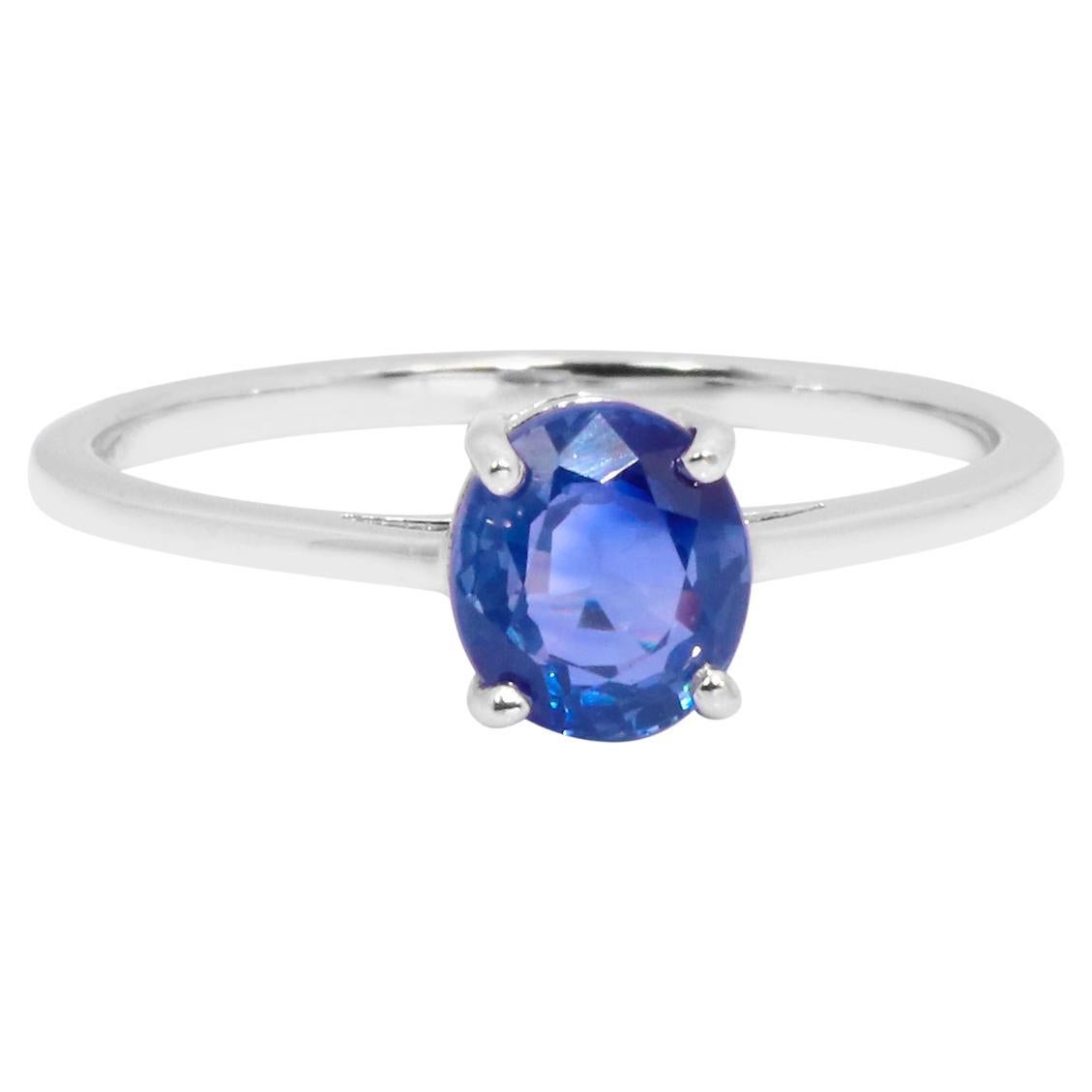 18 Karat White Gold 1.32 Carat Blue Sapphire Ring in Prong Setting For Sale