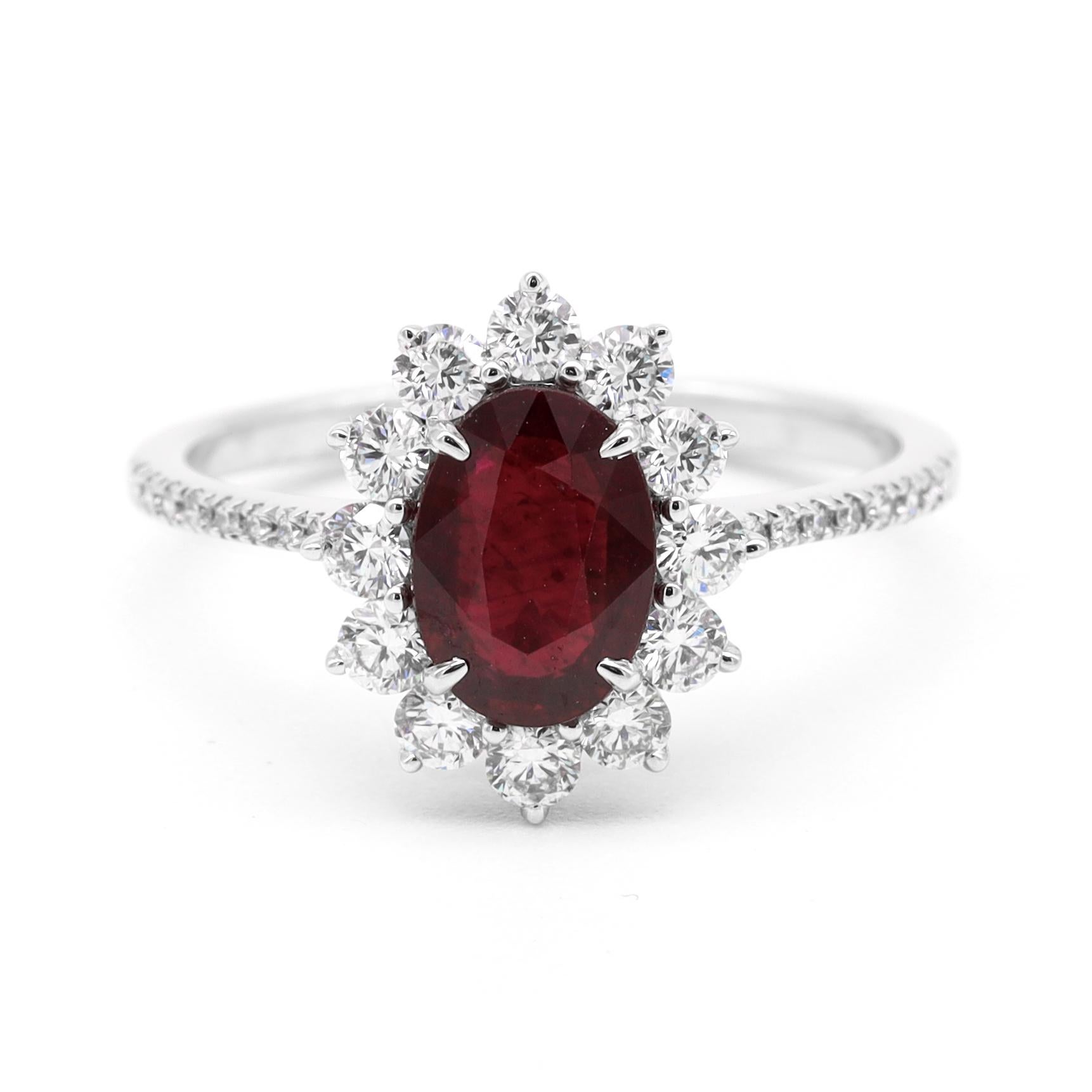 18 Karat White Gold 1.35 Carat Deep Red Ruby Oval-Cut and Diamond Cluster Ring For Sale 1