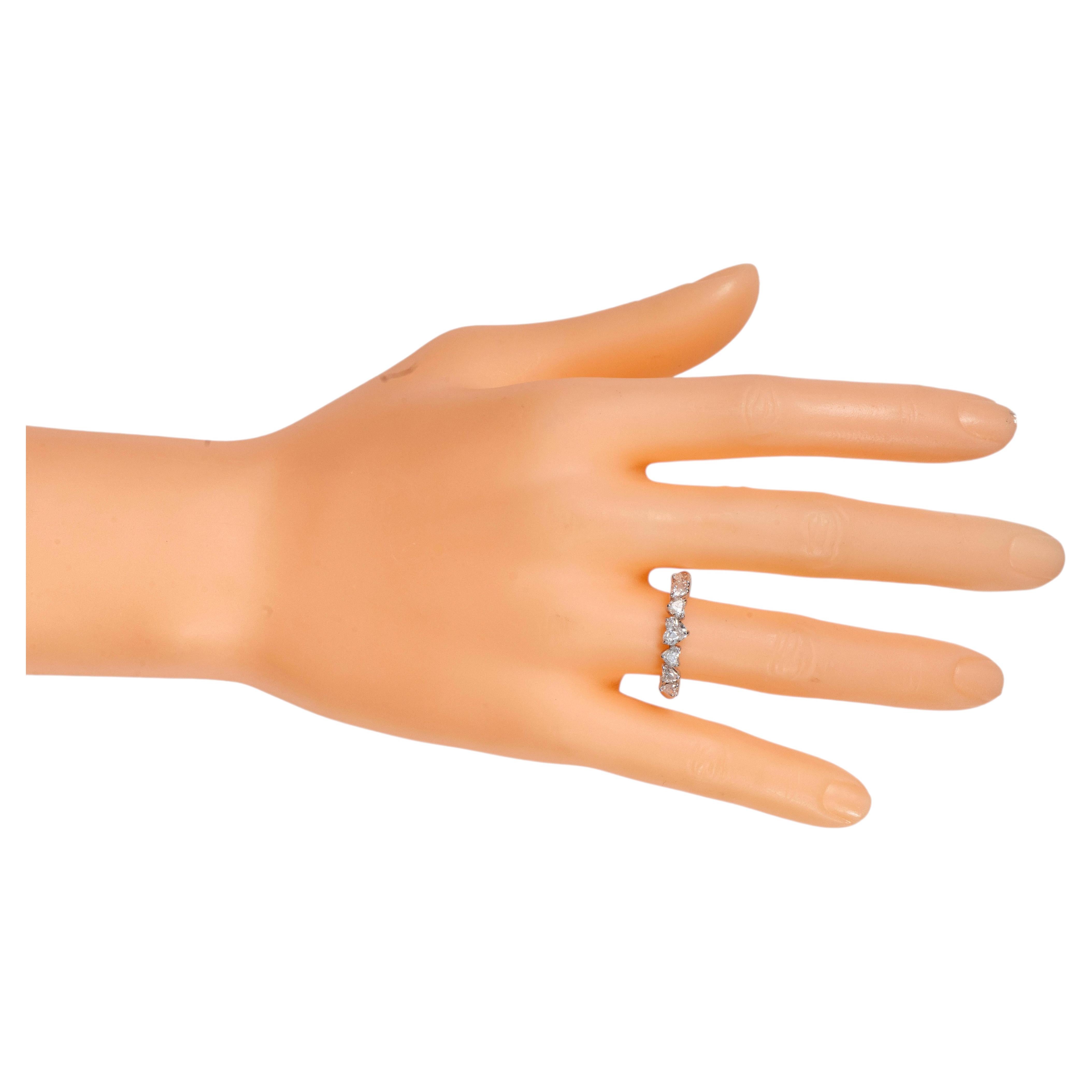 18 Karat White Gold 1.35 Carat Solitaire Heart-Shape Diamond Eternity Band Ring For Sale