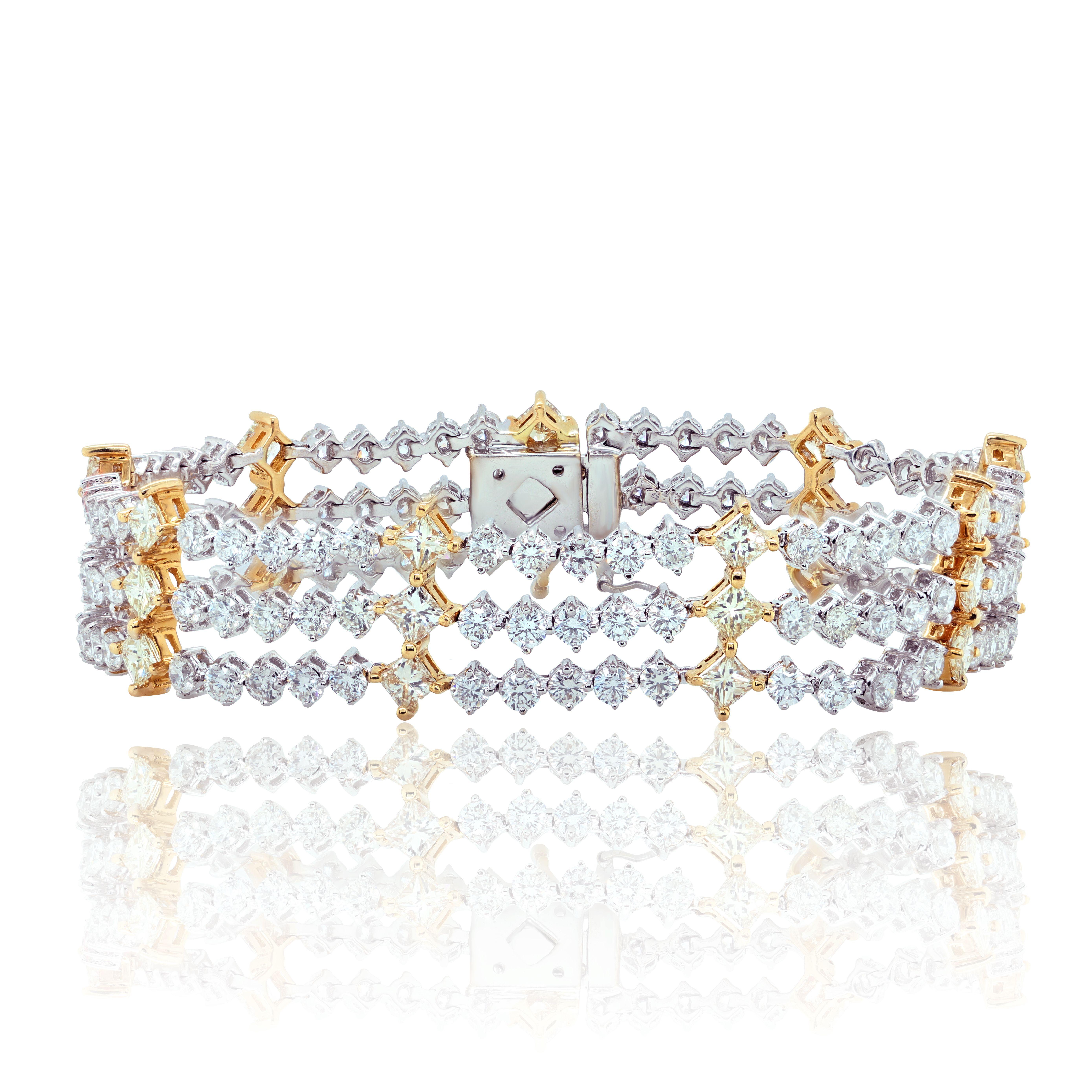 18 Karat White Gold 13.50 Carat Diamond Bracelet For Sale 1