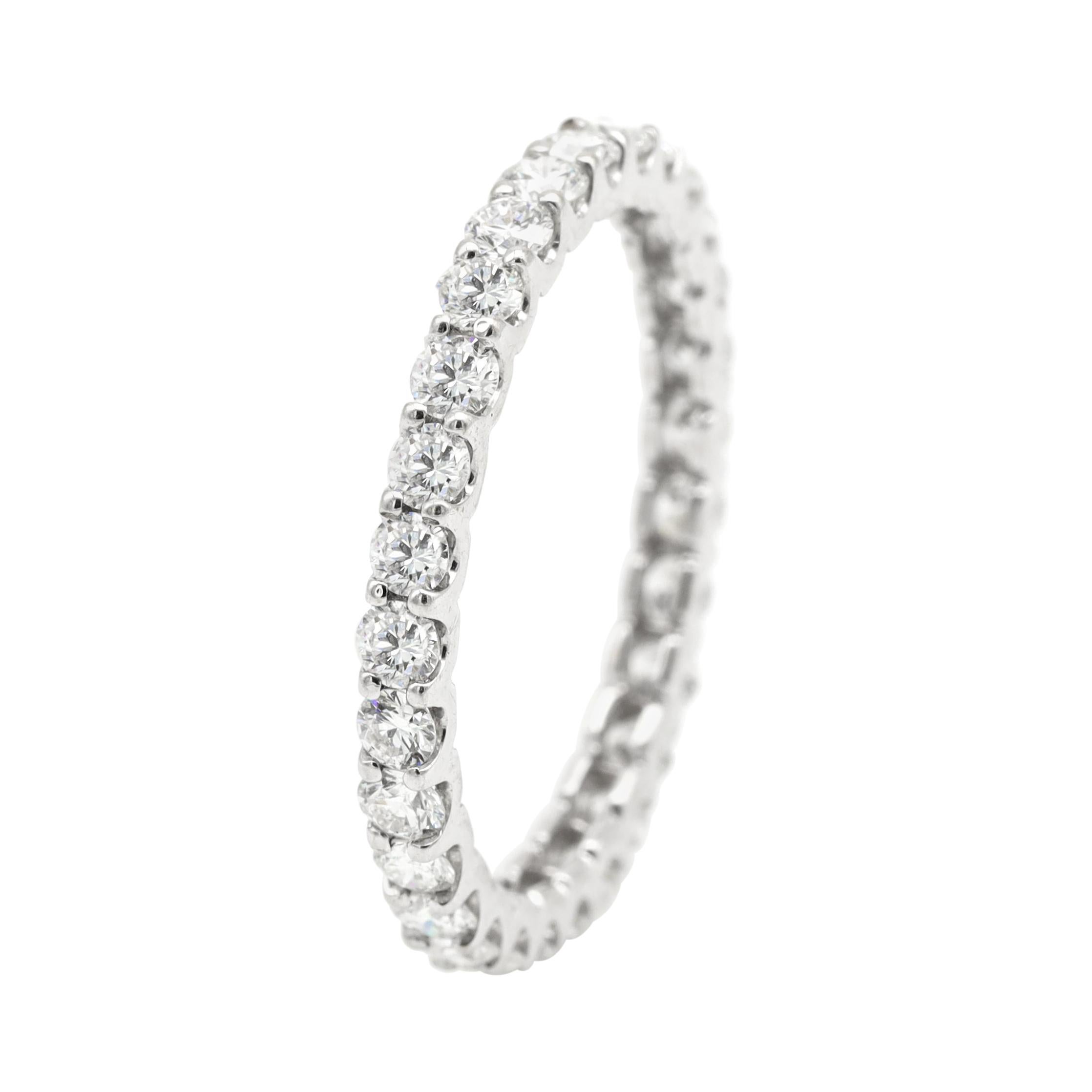 18 Karat White Gold 1.38 Carat Diamond Brilliant-Cut Eternity Full Band Ring