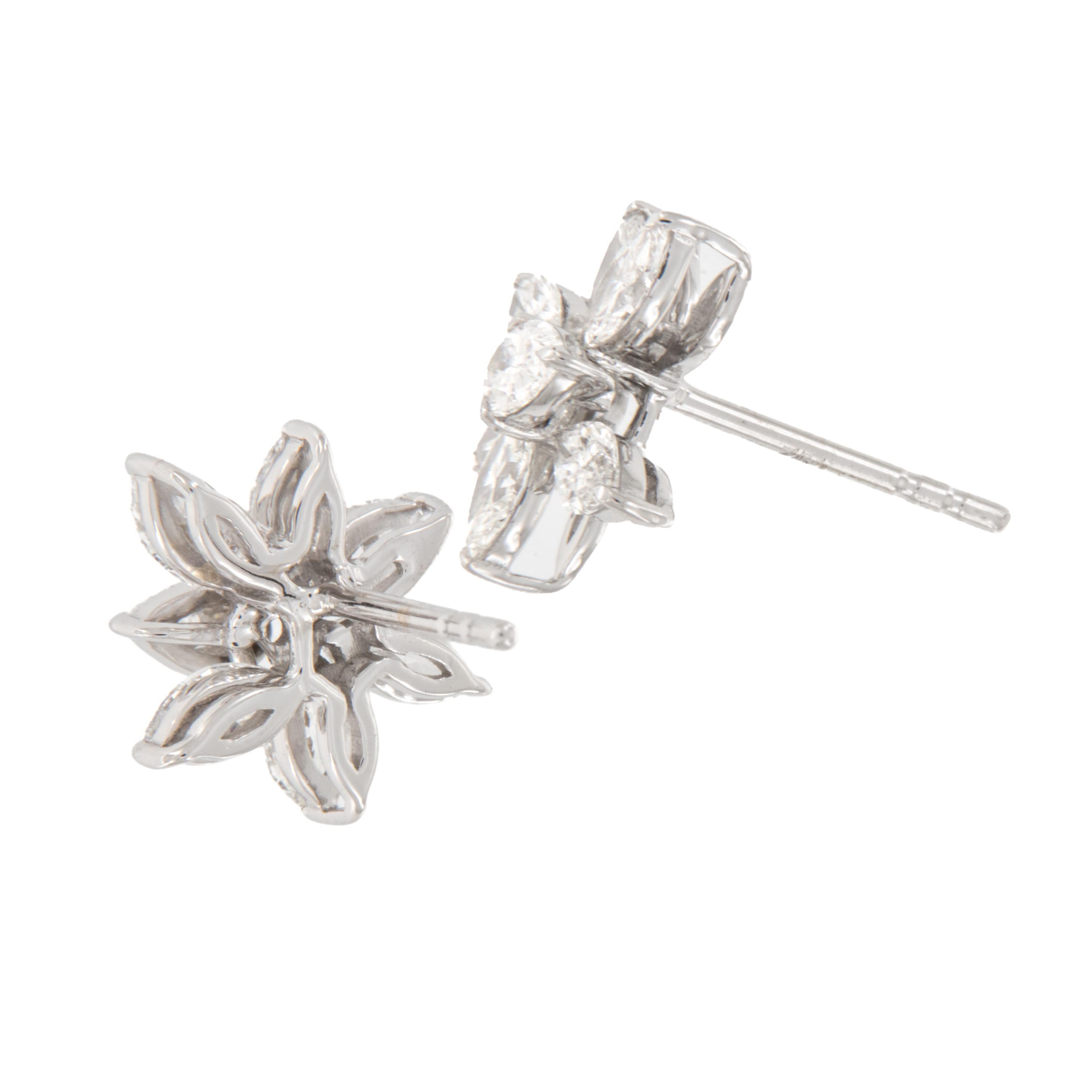 Contemporary 18 Karat White Gold 1.40 Cttw Diamond Spray Cluster Earrings For Sale