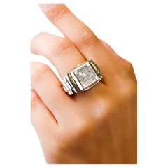 Anillo de oro blanco de 18 quilates con pavé de diamantes redondo de 1,5 quilates