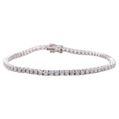18 Karat White Gold 1.50 Carat Diamond Line Tennis Bracelet