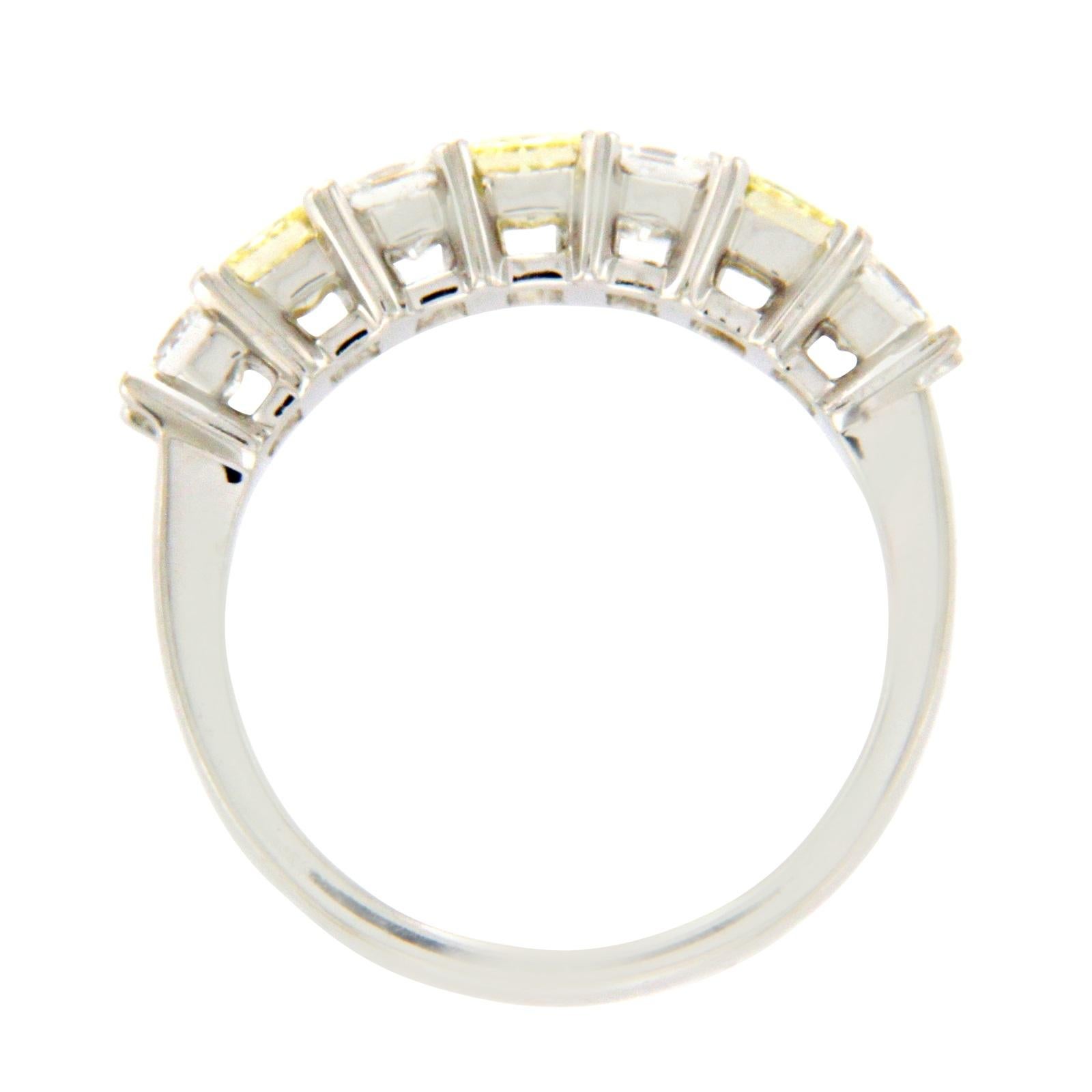 18 Karat White Gold 1.54 Carat Yellow and White Diamonds Wedding Band Ring 1