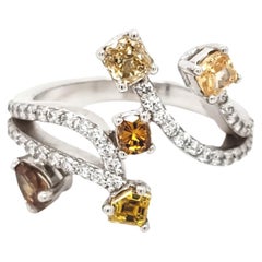 18 Karat White Gold 1.60 Carat Fancy-cut Natural Diamond Ring (Size 6.25)