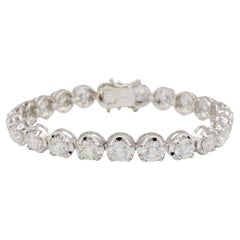 18 Karat White Gold 16.75 Carat Natural Diamond Tennis Line Bracelet