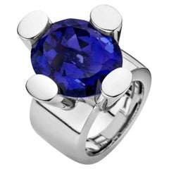 18 Karat White Gold 16.92 Carat Tanzanite Cocktail Ring by Jochen Leën