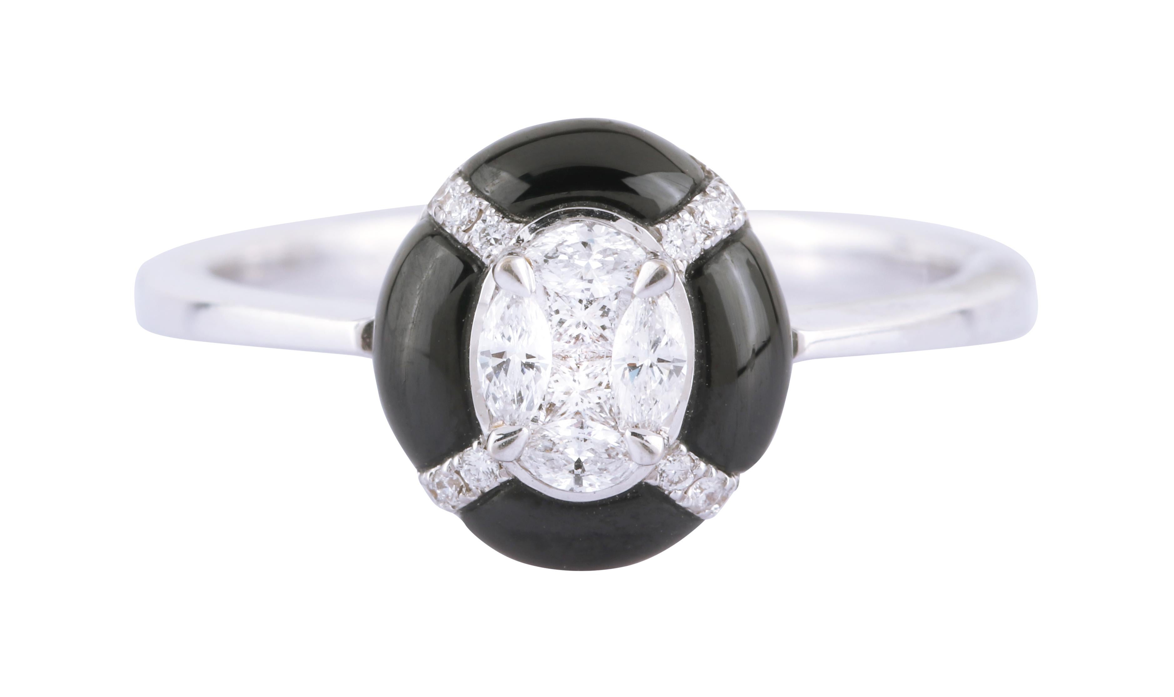 18 Karat White Gold 1.70 Carat Diamond and Black Onyx Engagement Ring In New Condition For Sale In Jaipur, IN